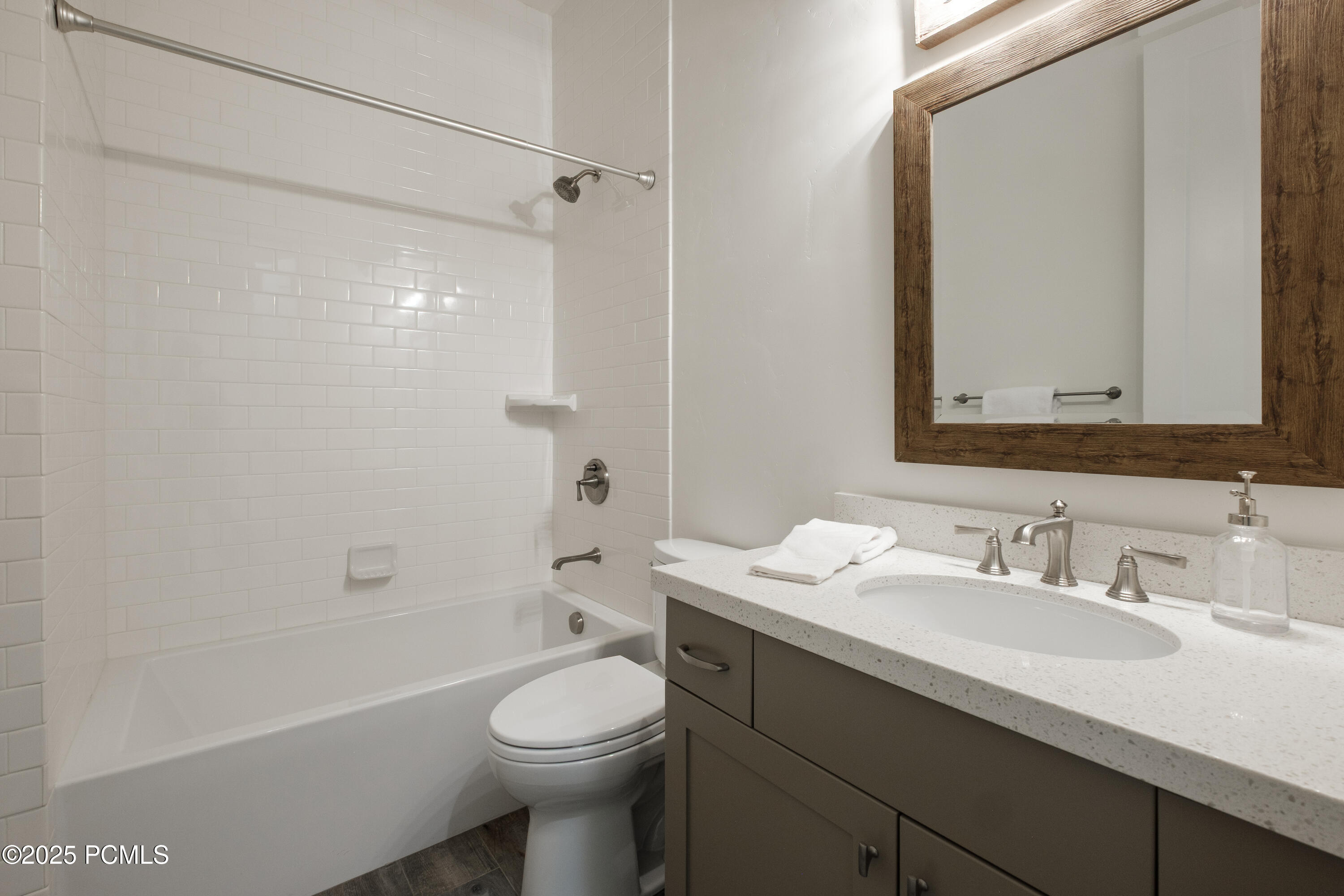 Heber City, Utah 84032, United States, 7 Bedrooms Bedrooms, ,10 BathroomsBathrooms,Residential,Active,58285