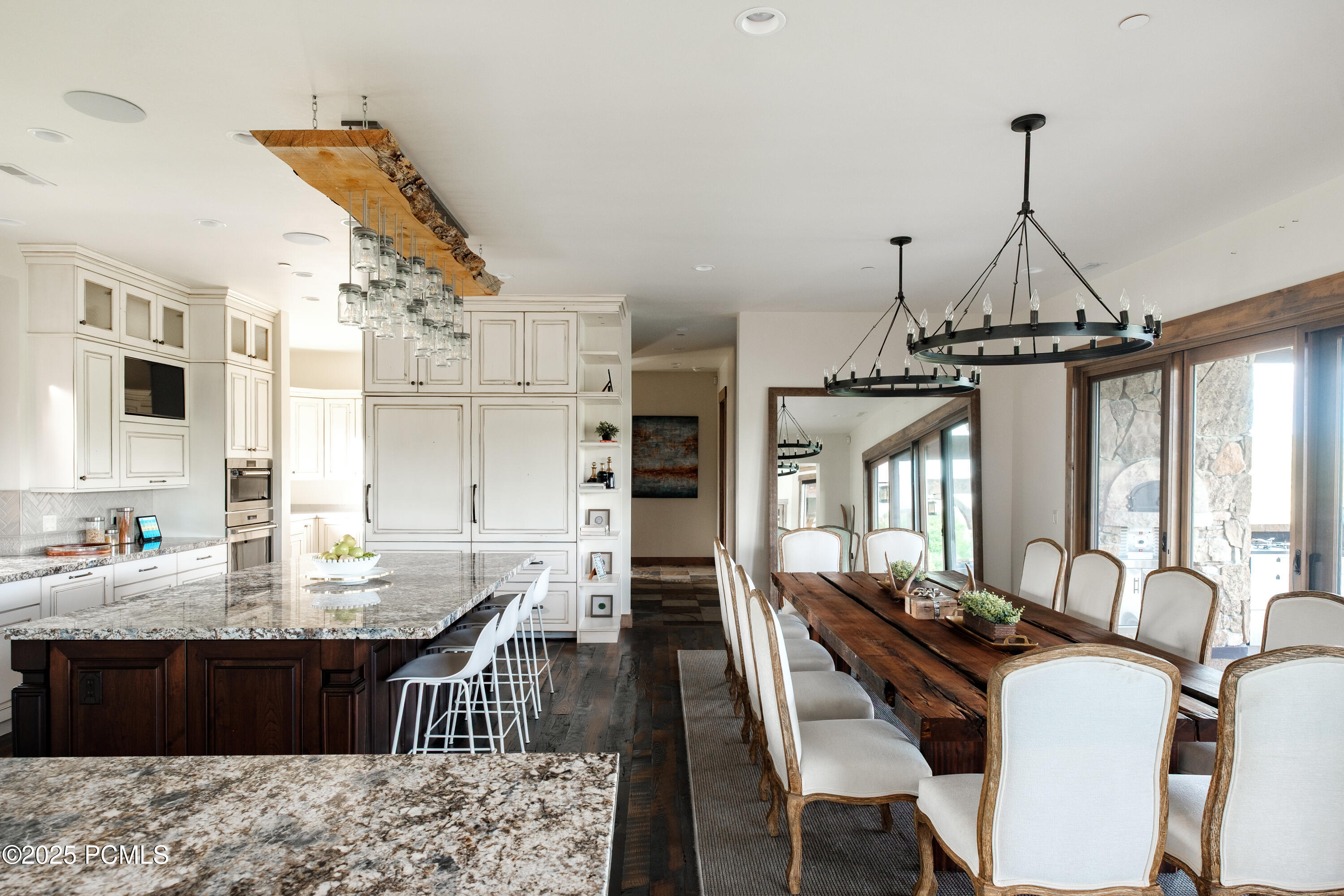 Heber City, Utah 84032, United States, 7 Bedrooms Bedrooms, ,10 BathroomsBathrooms,Residential,Active,58285