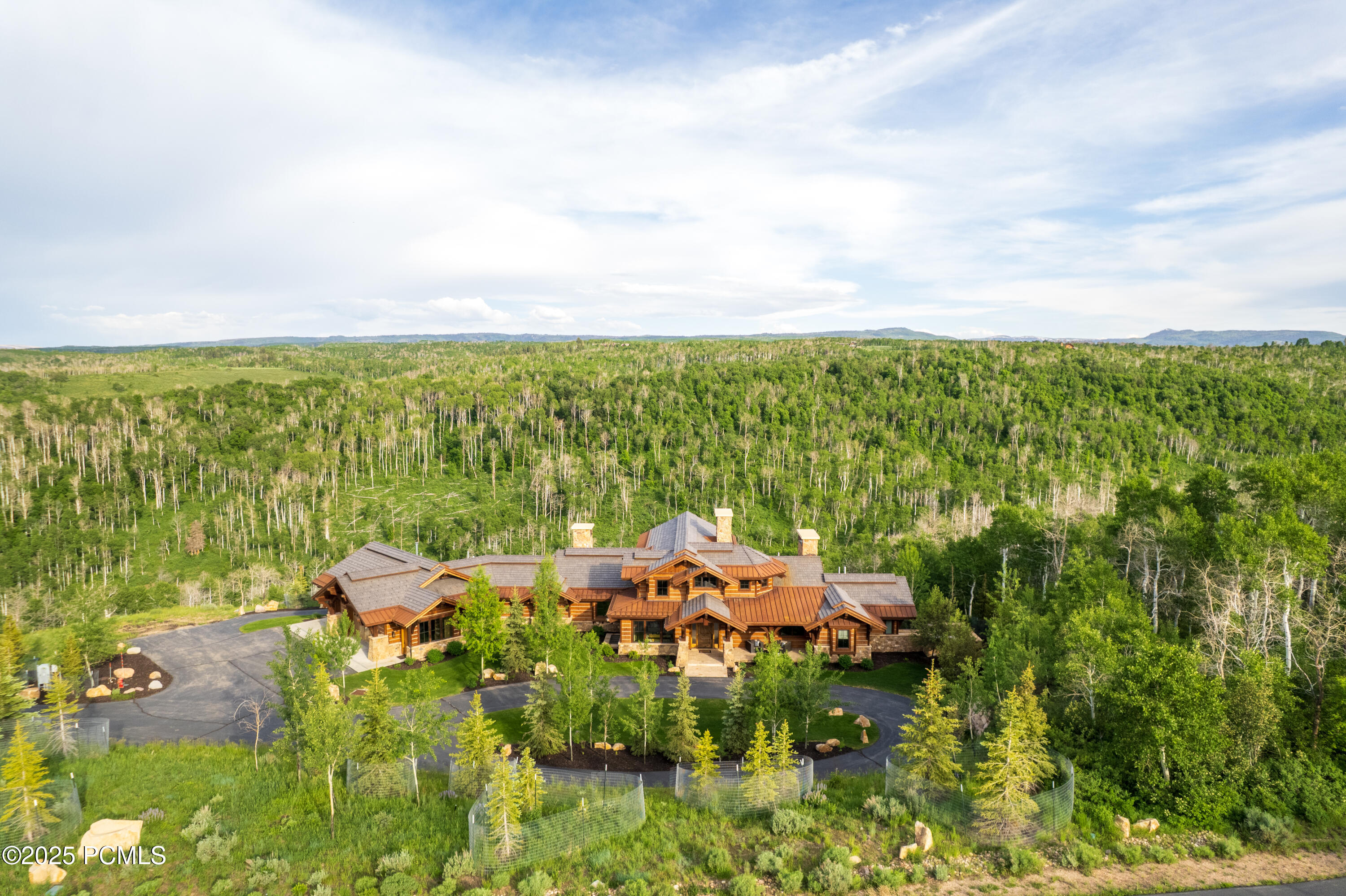 Heber City, Utah 84032, United States, 7 Bedrooms Bedrooms, ,10 BathroomsBathrooms,Residential,Active,58285