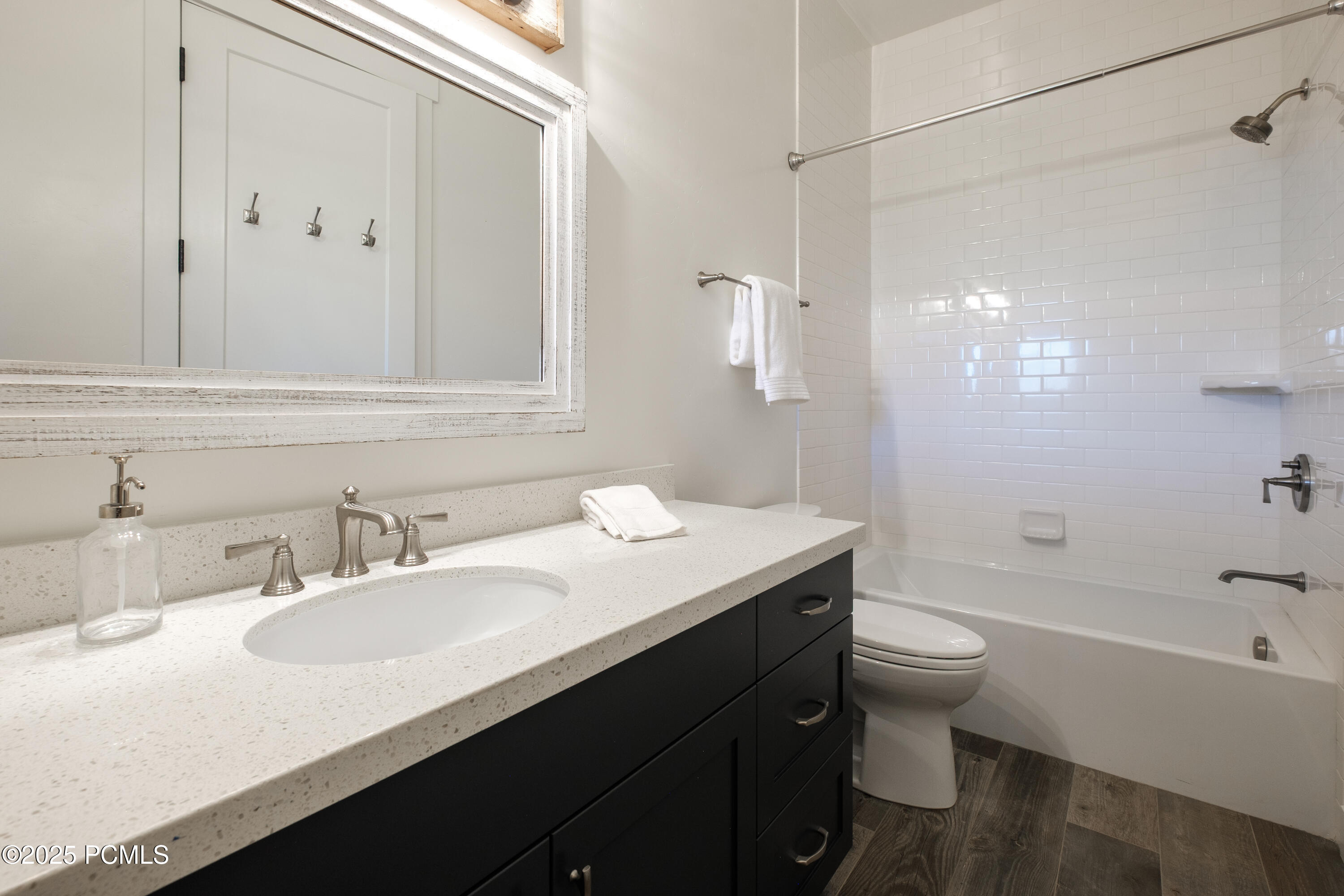 Heber City, Utah 84032, United States, 7 Bedrooms Bedrooms, ,10 BathroomsBathrooms,Residential,Active,58285