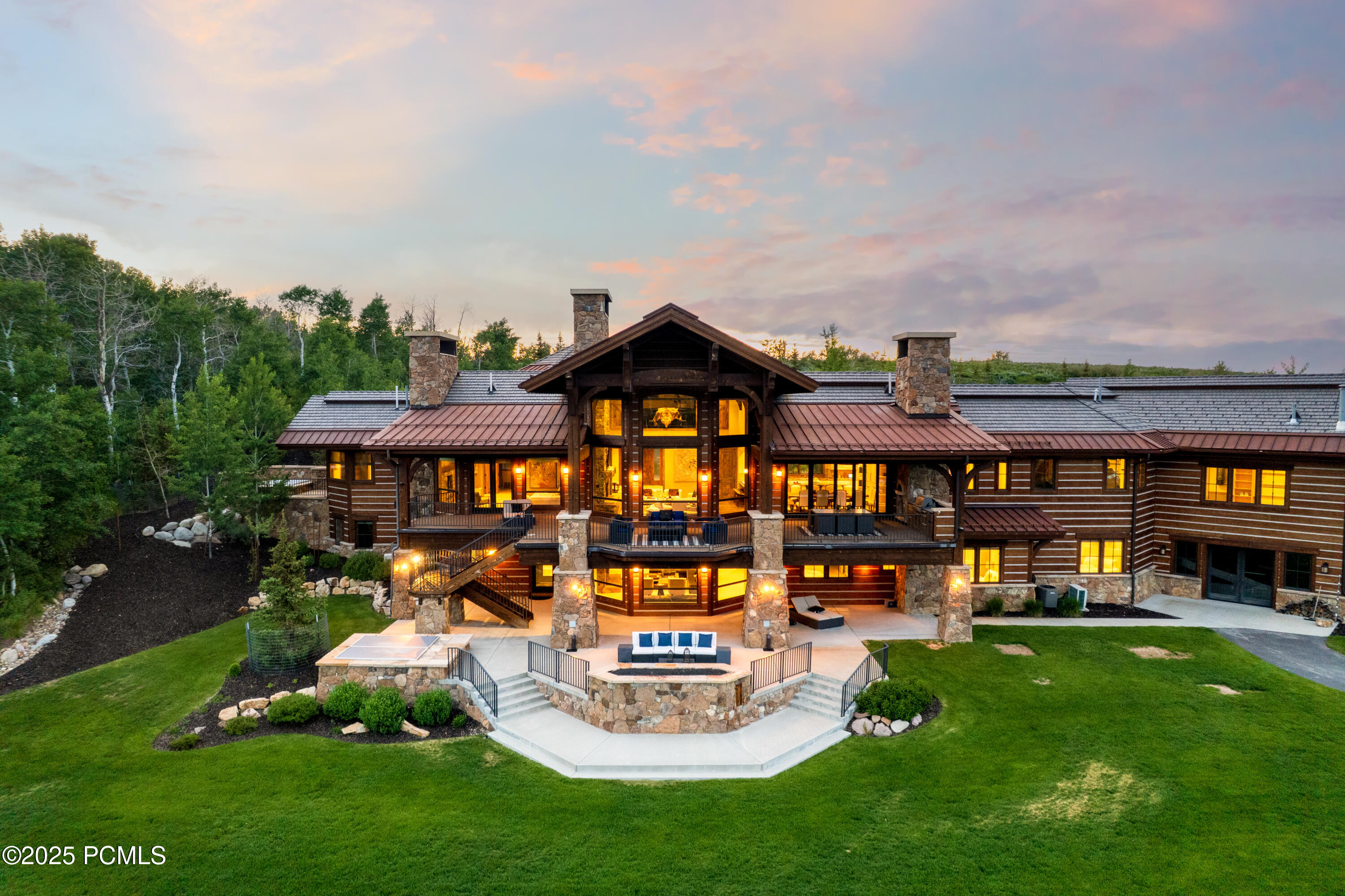 Heber City, Utah 84032, United States, 7 Bedrooms Bedrooms, ,10 BathroomsBathrooms,Residential,Active,58285