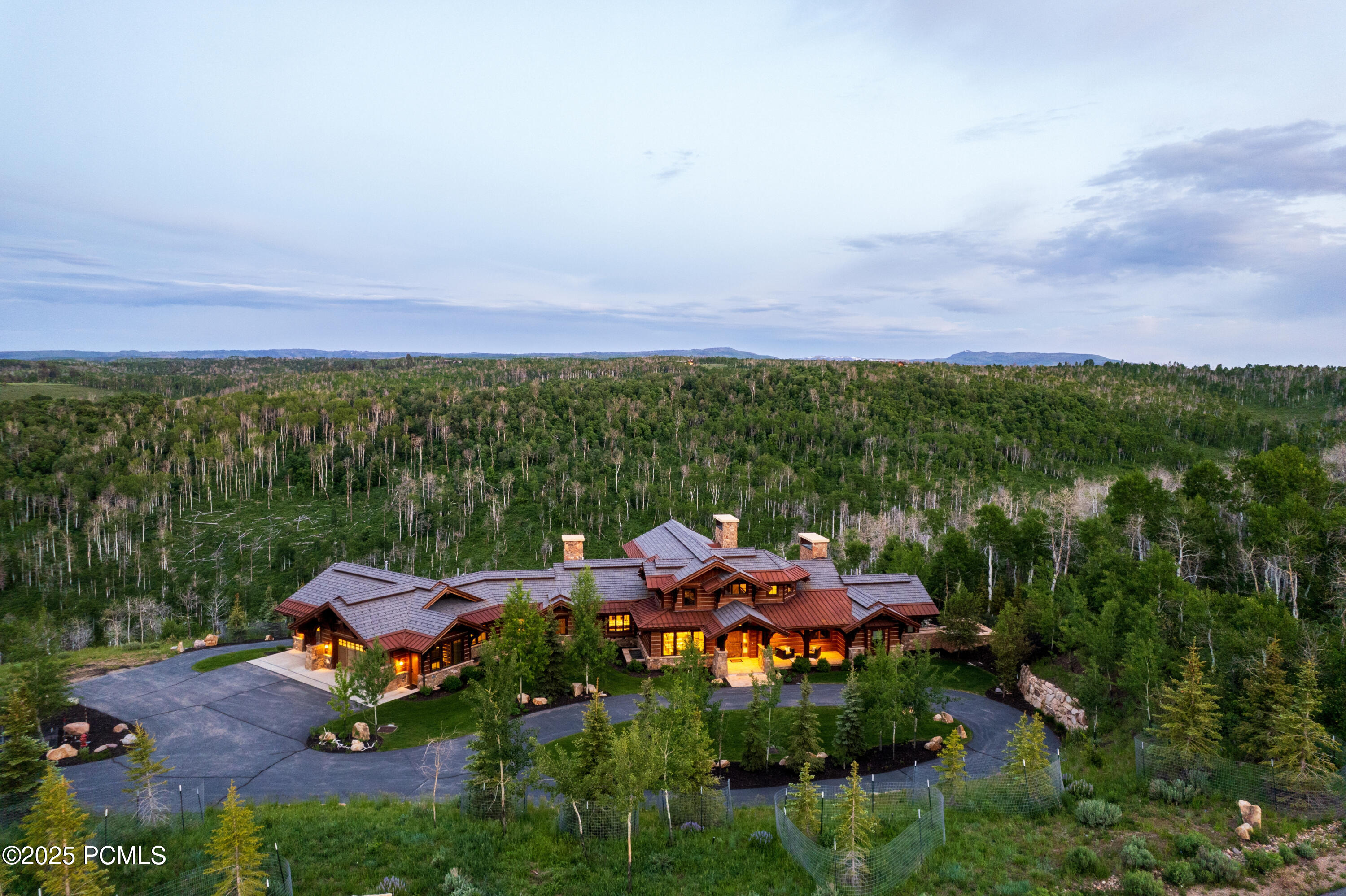 Heber City, Utah 84032, United States, 7 Bedrooms Bedrooms, ,10 BathroomsBathrooms,Residential,Active,58285