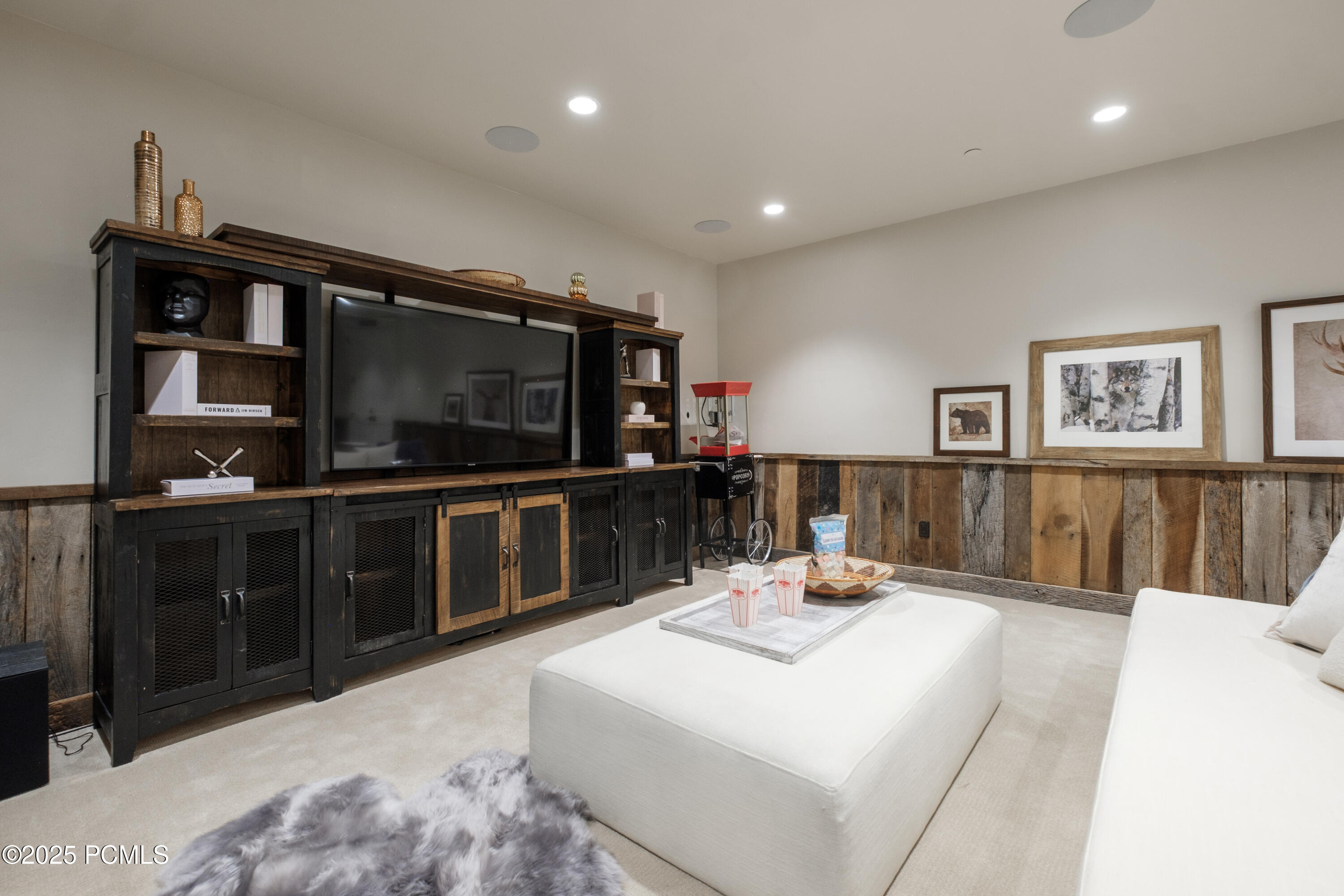 Heber City, Utah 84032, United States, 7 Bedrooms Bedrooms, ,10 BathroomsBathrooms,Residential,Active,58285