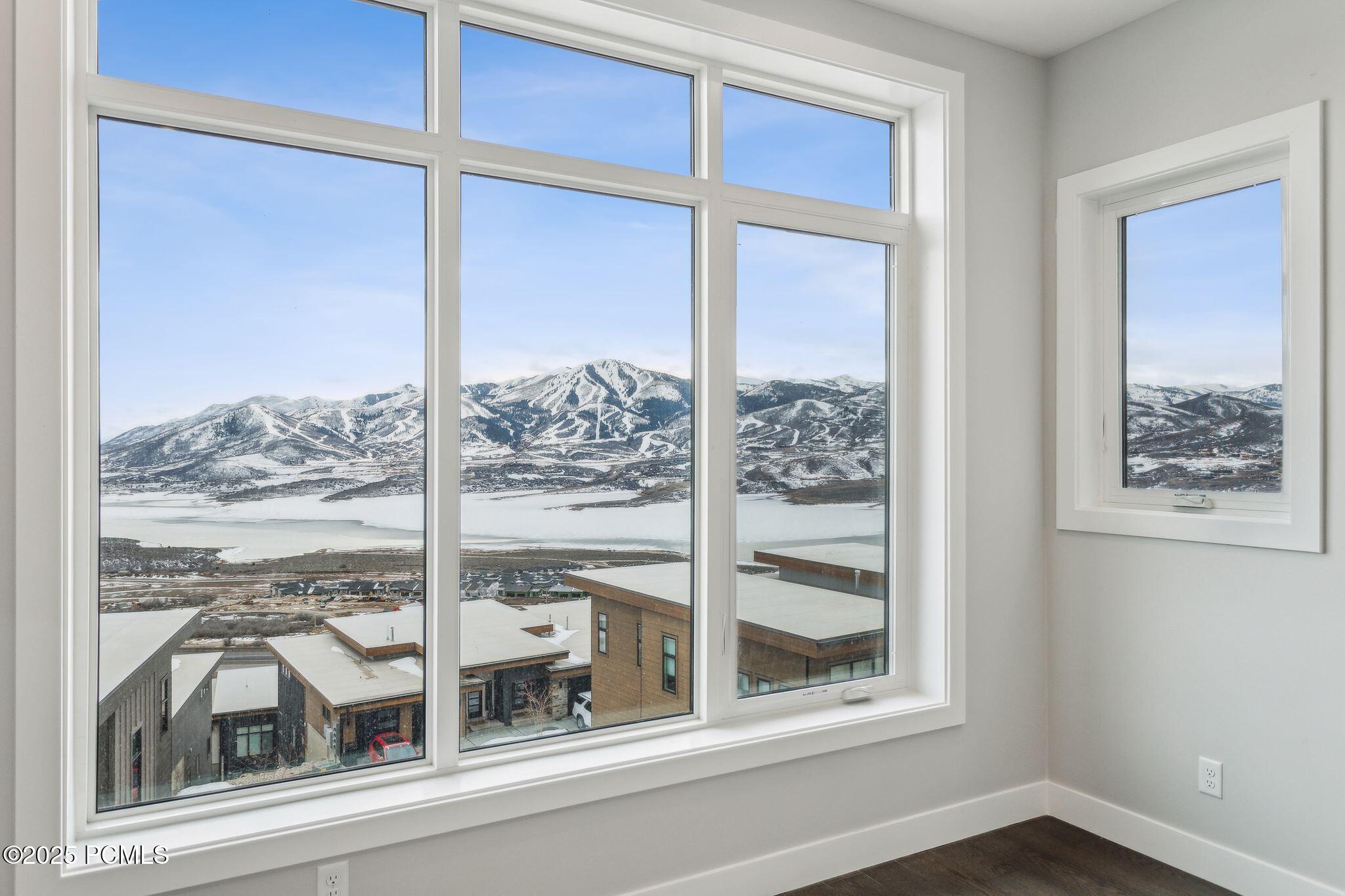 Hideout, Utah 84036, United States, 3 Bedrooms Bedrooms, ,4 BathroomsBathrooms,Residential,Active,32127