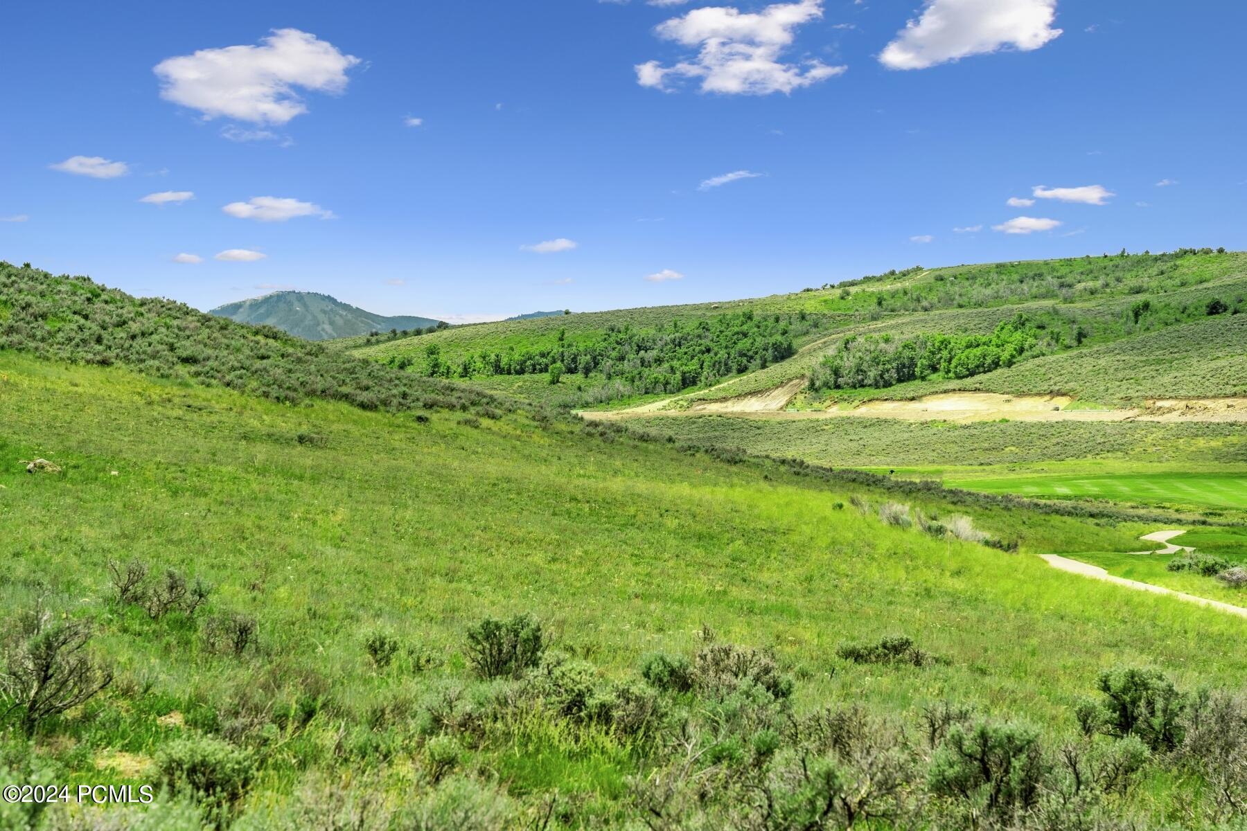 Park City, Utah 84098, United States, 4 Bedrooms Bedrooms, ,4 BathroomsBathrooms,Residential,Pending,63431