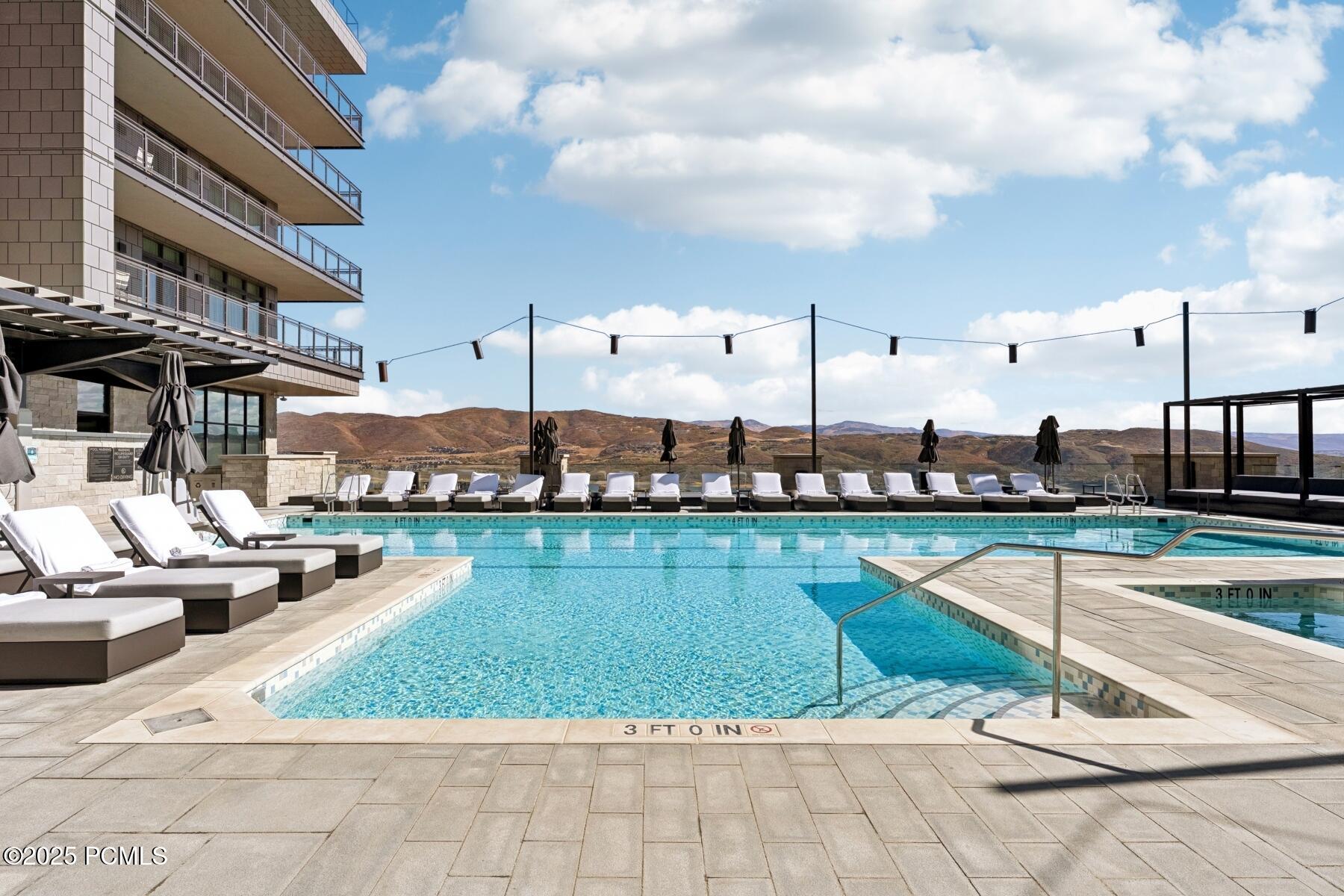 Park City, Utah 84060, United States, 1 Bedroom Bedrooms, ,1 BathroomBathrooms,Residential,Active,221500