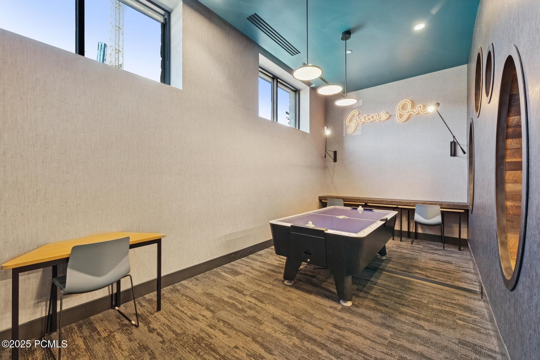 Park City, Utah 84060, United States, 1 Bedroom Bedrooms, ,1 BathroomBathrooms,Residential,Active,221500