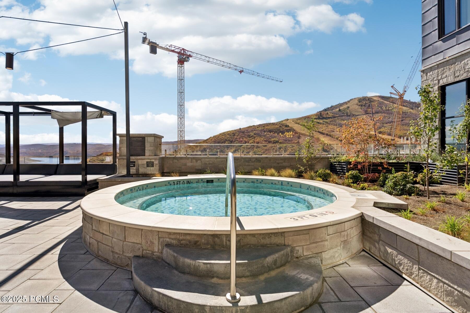 Park City, Utah 84060, United States, 1 Bedroom Bedrooms, ,1 BathroomBathrooms,Residential,Active,221500