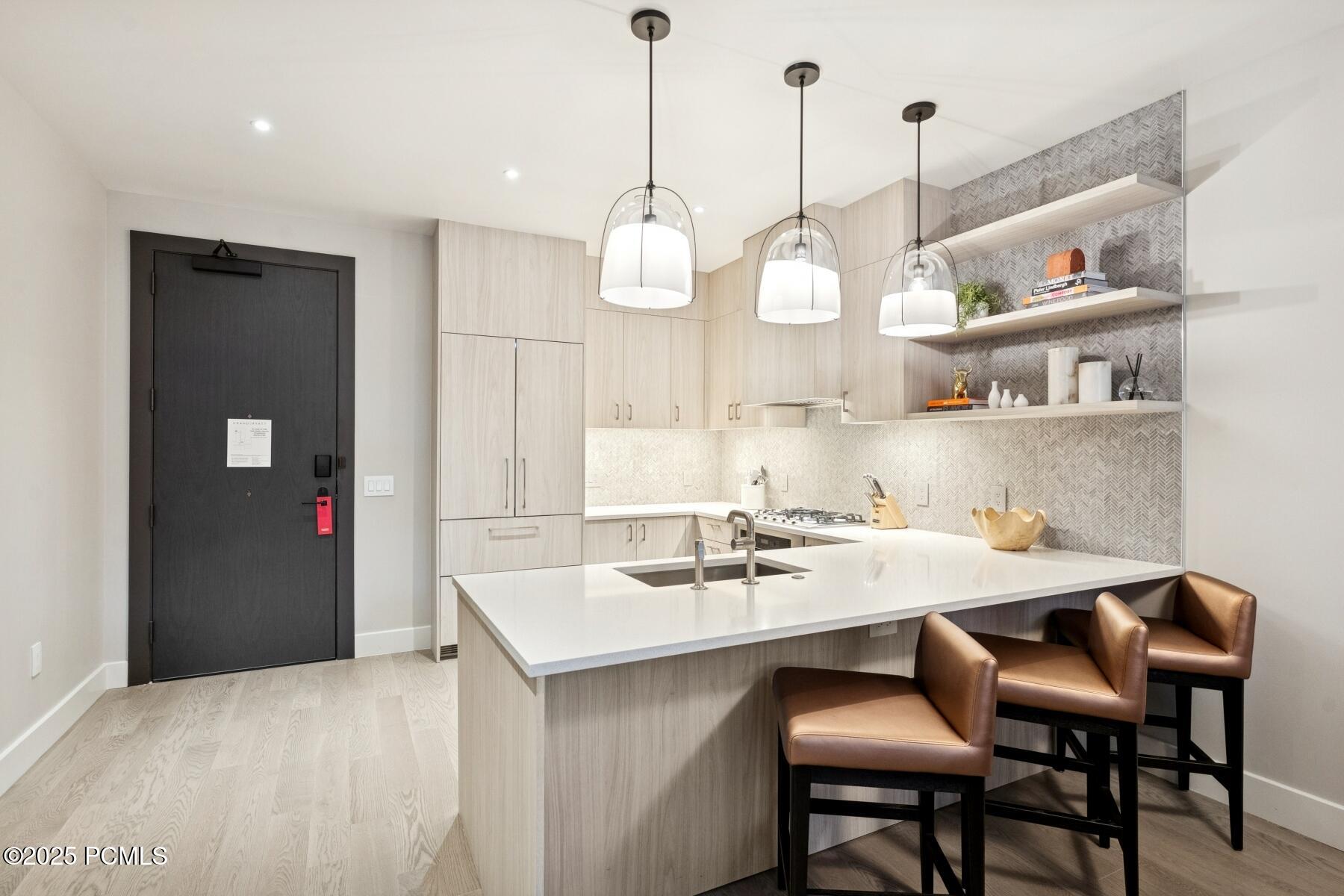 Park City, Utah 84060, United States, 1 Bedroom Bedrooms, ,1 BathroomBathrooms,Residential,Active,221500