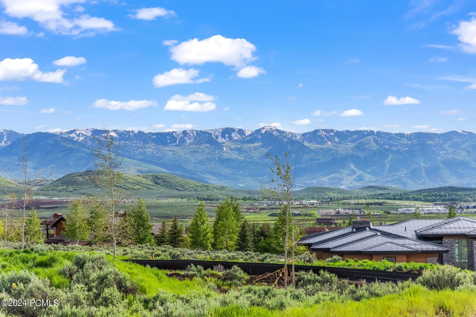 Park City, Utah 84098, United States, 5 Bedrooms Bedrooms, ,6 BathroomsBathrooms,Residential,Pending,63461