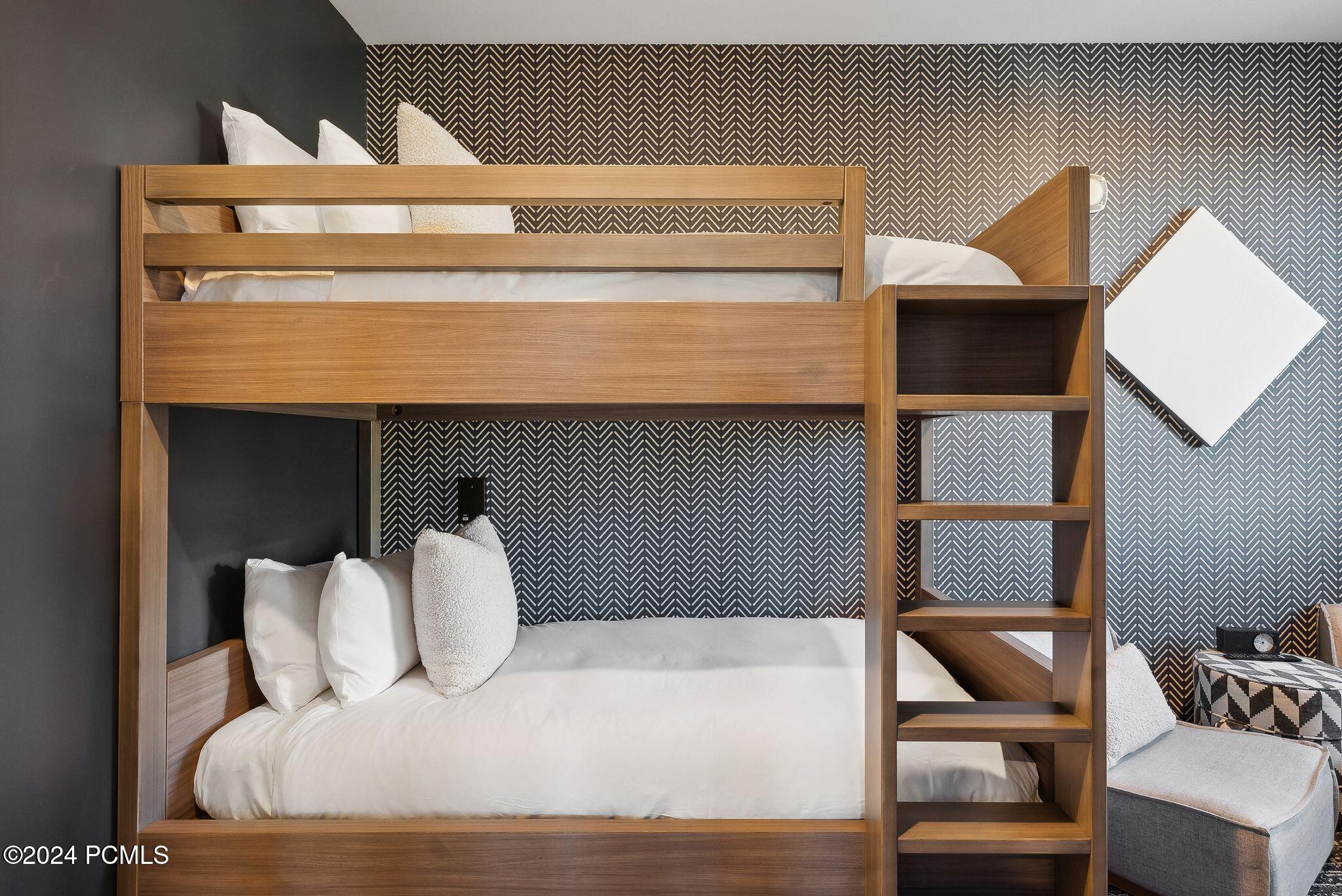 Park City, Utah 84098, United States, 3 Bedrooms Bedrooms, ,3 BathroomsBathrooms,Residential,Active,31207