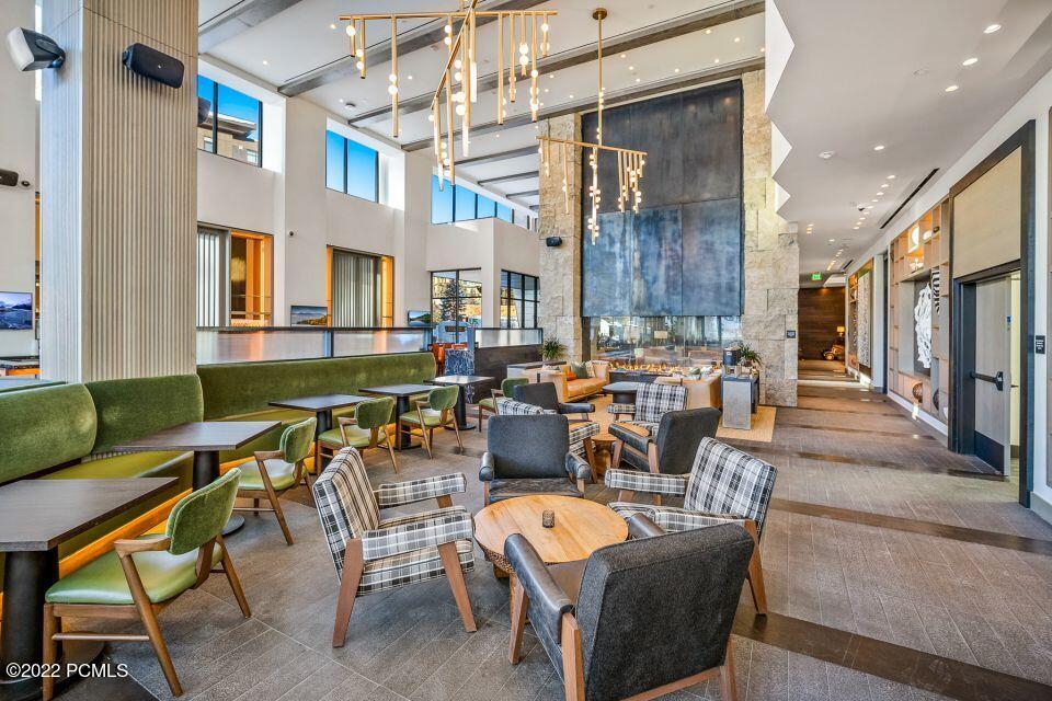 Park City, Utah 84098, United States, 3 Bedrooms Bedrooms, ,3 BathroomsBathrooms,Residential,Active,31207