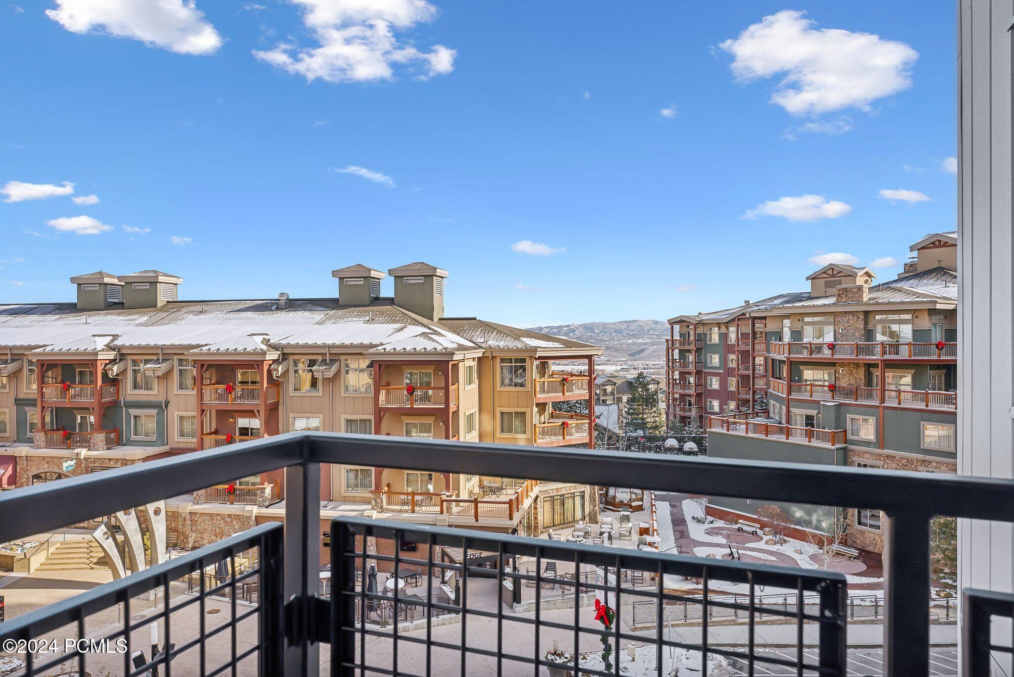 Park City, Utah 84098, United States, 3 Bedrooms Bedrooms, ,3 BathroomsBathrooms,Residential,Active,31207