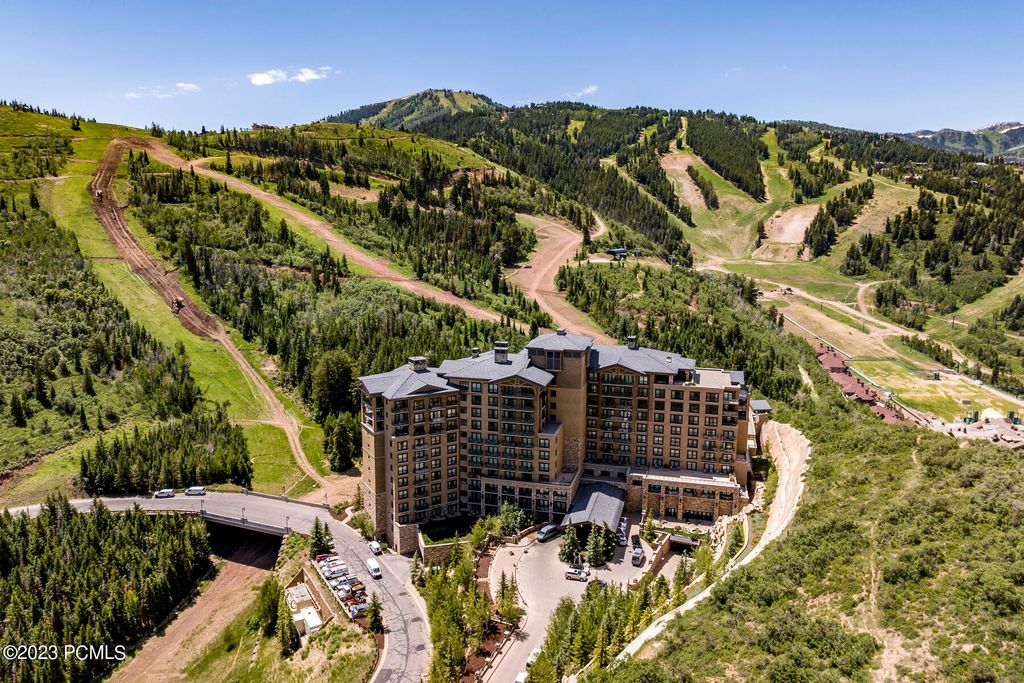 

                                                                             Park City                                

                                    , UT - $8,900,000