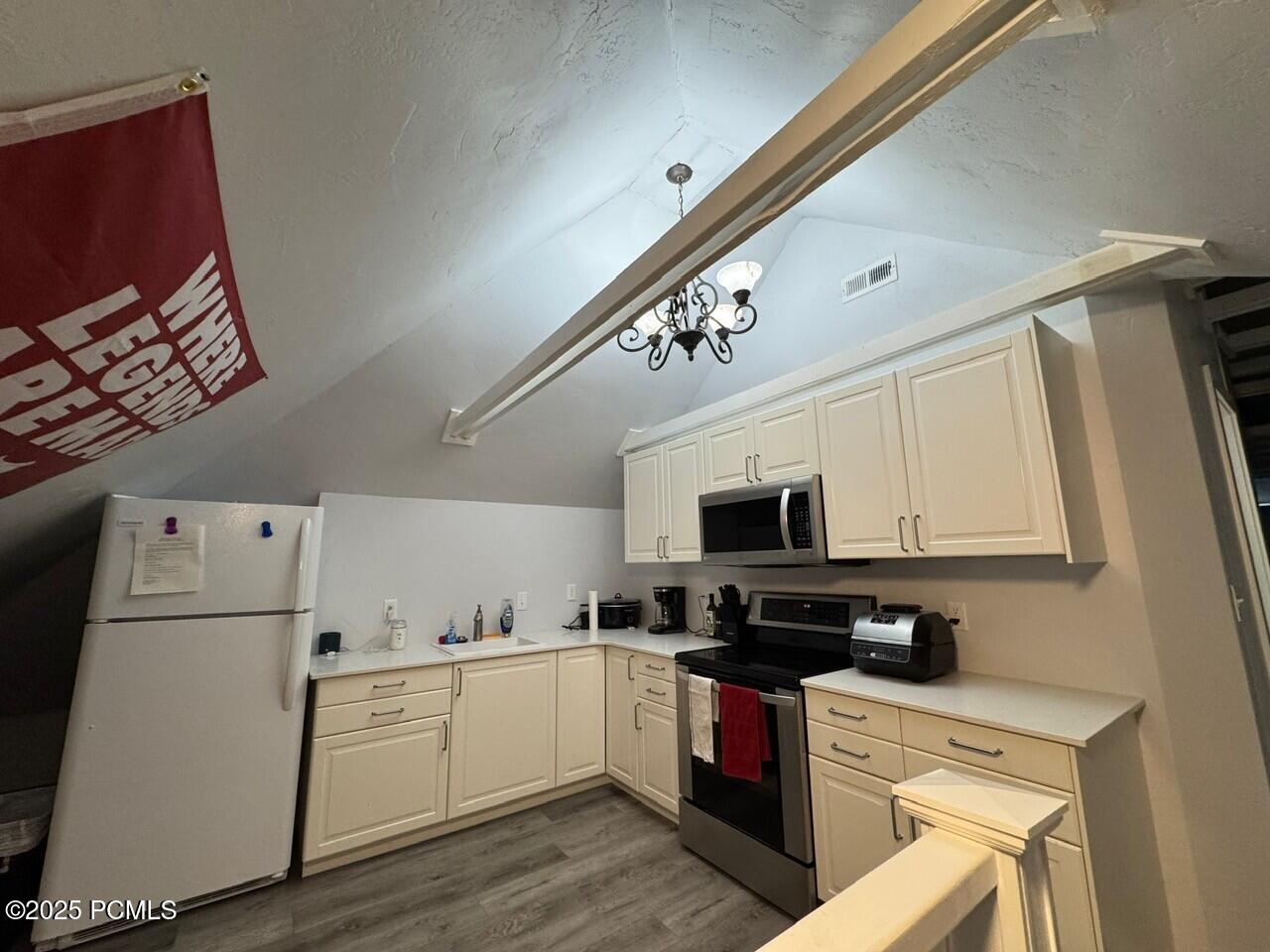 211 N 200 W, Salt Lake City, Utah image 14