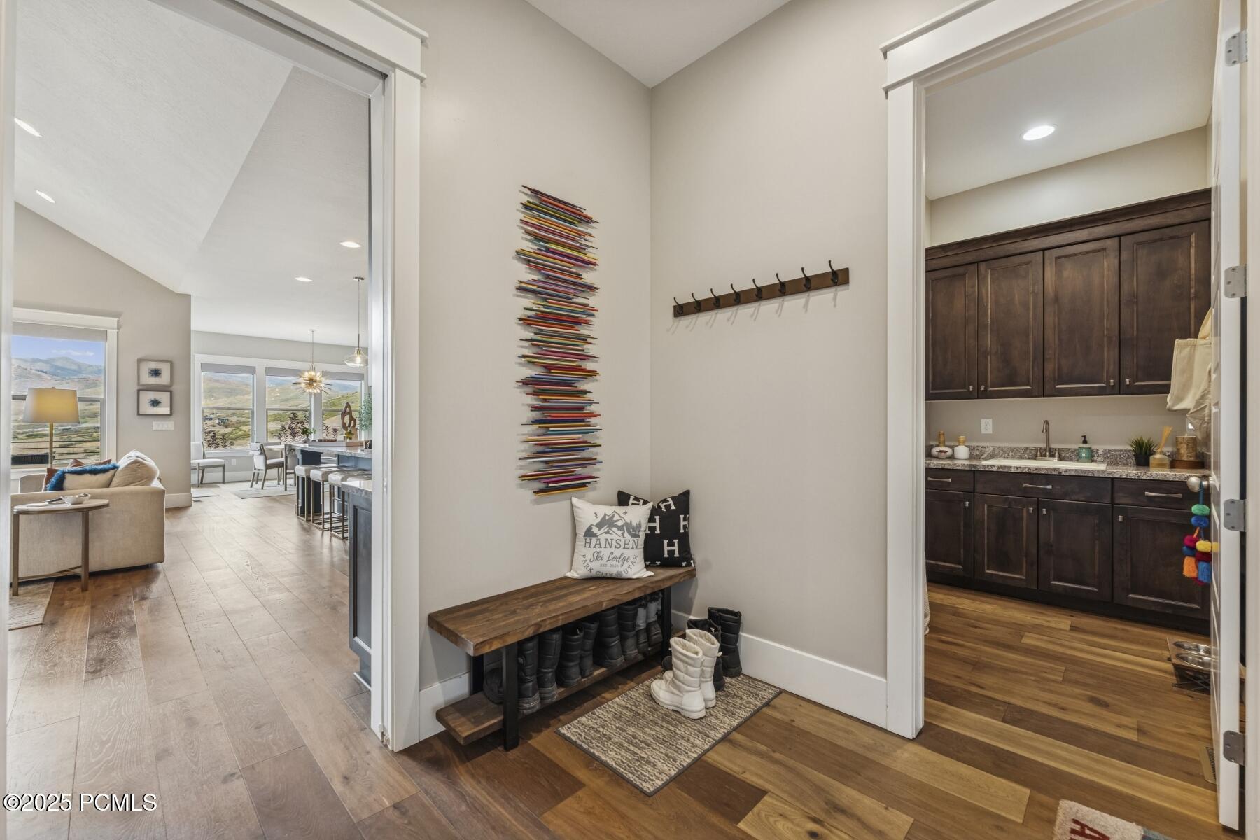 Kamas, Utah 84036, United States, 5 Bedrooms Bedrooms, ,5 BathroomsBathrooms,Residential,Active,215455