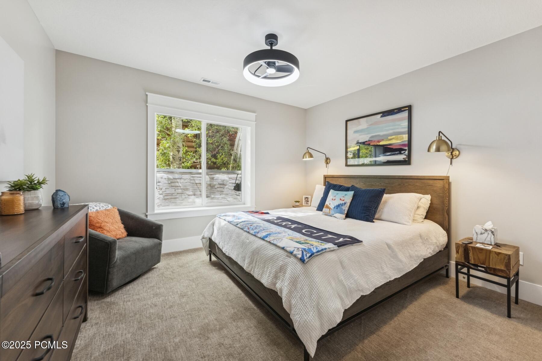 Kamas, Utah 84036, United States, 5 Bedrooms Bedrooms, ,5 BathroomsBathrooms,Residential,Active,215455