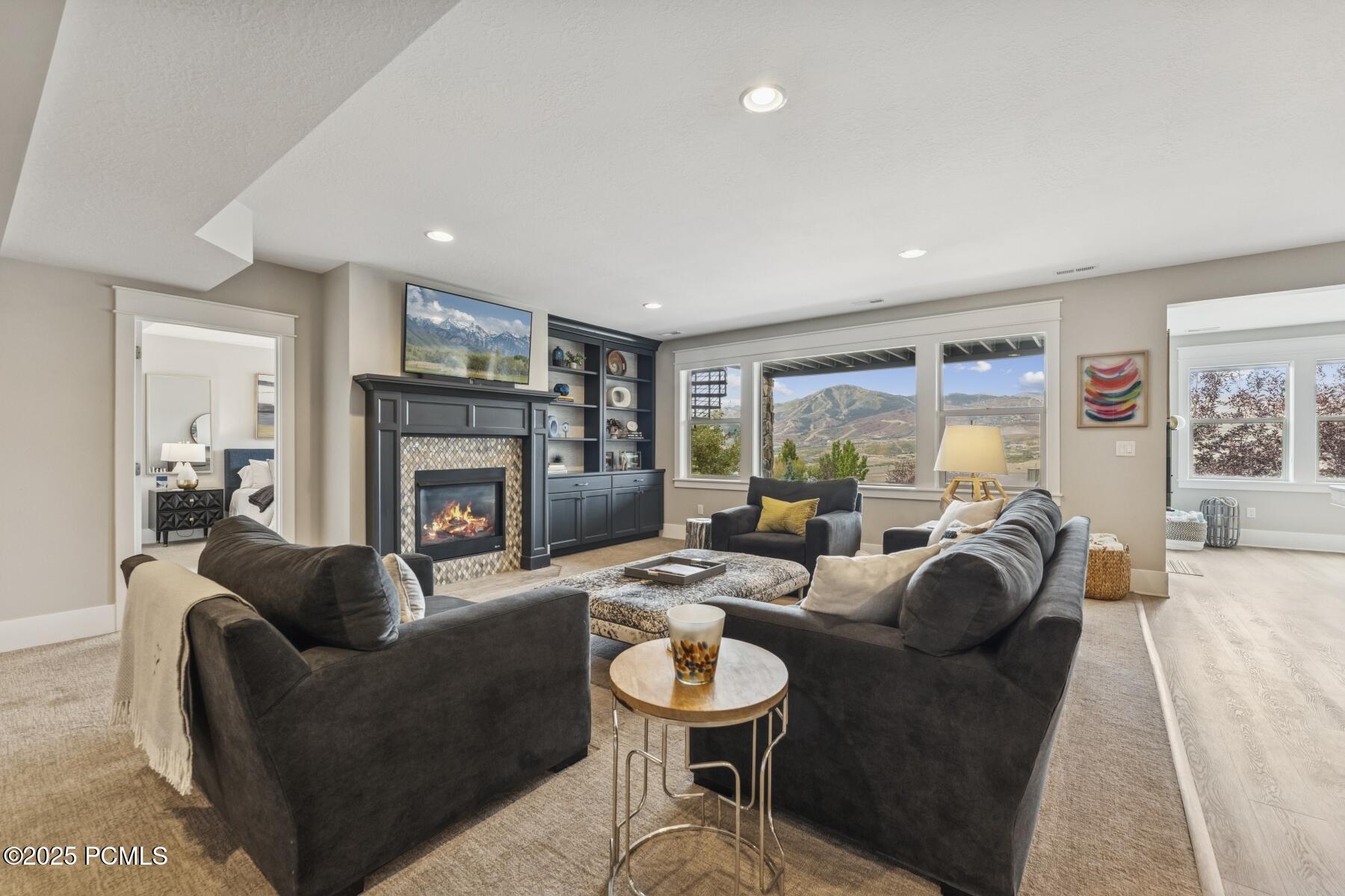 Kamas, Utah 84036, United States, 5 Bedrooms Bedrooms, ,5 BathroomsBathrooms,Residential,Active,215455