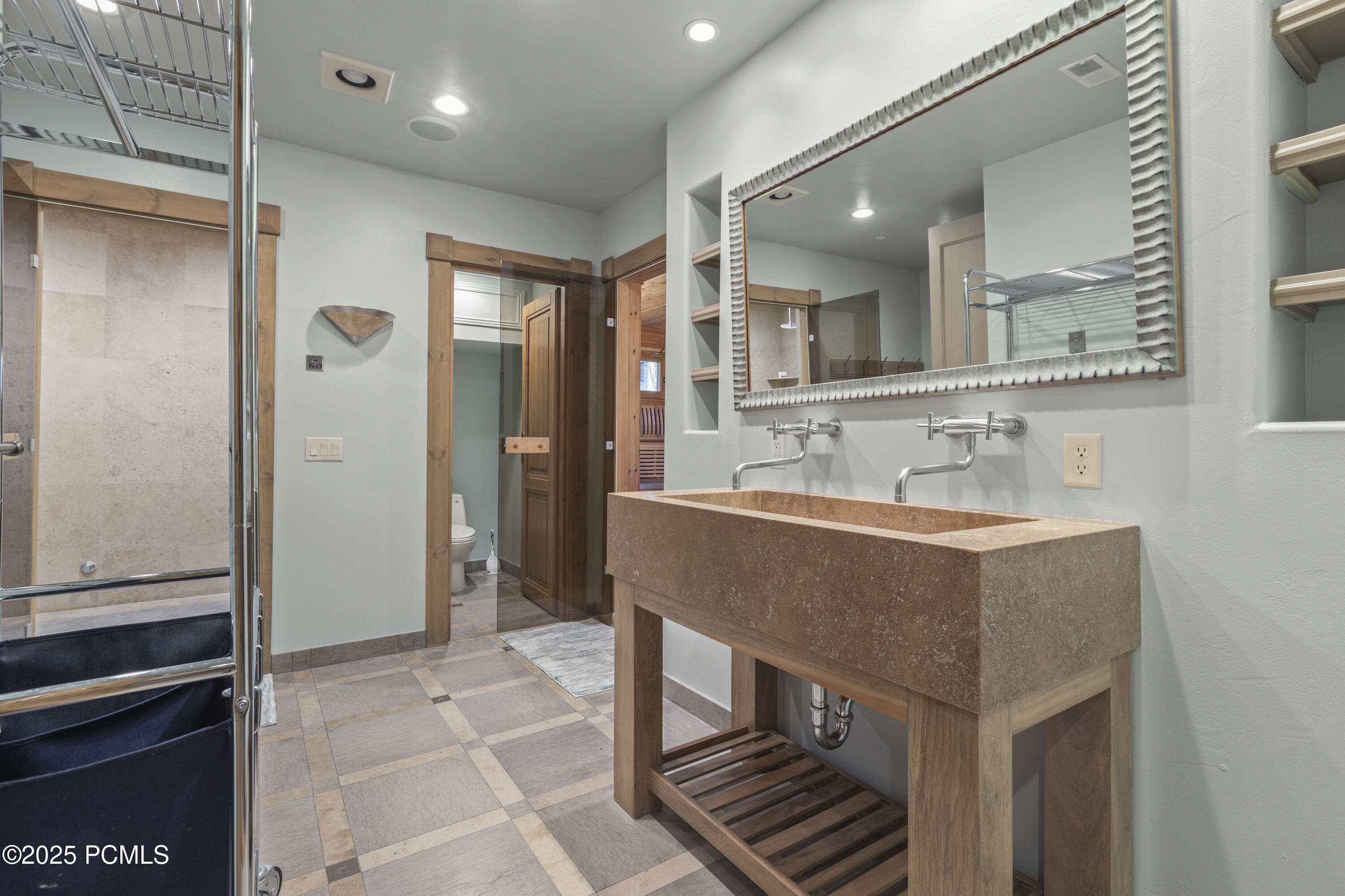 Park City, Utah 84060, United States, 7 Bedrooms Bedrooms, ,9 BathroomsBathrooms,Residential,Active,189502