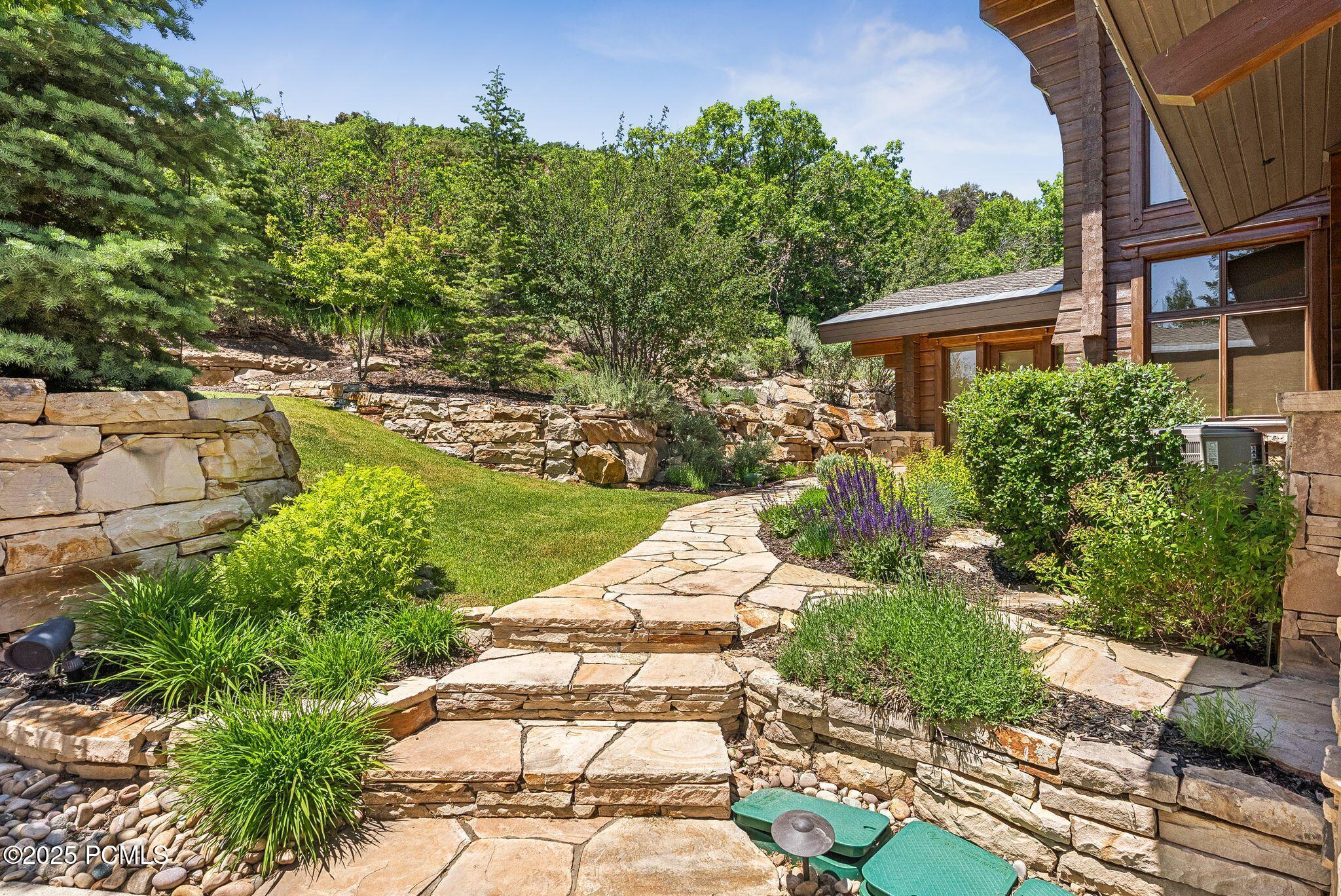 Park City, Utah 84060, United States, 7 Bedrooms Bedrooms, ,9 BathroomsBathrooms,Residential,Active,189502