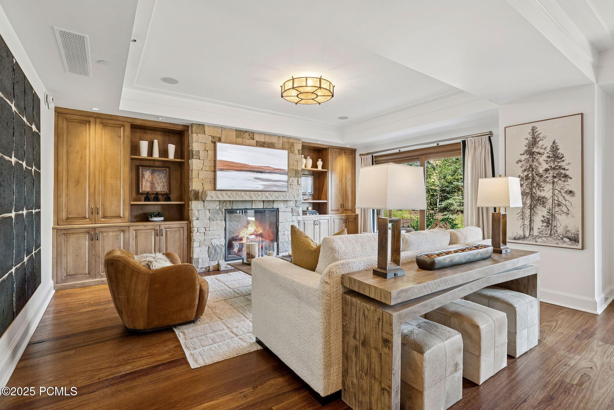 Park City, Utah 84060, United States, 2 Bedrooms Bedrooms, ,3 BathroomsBathrooms,Residential,Active,176620