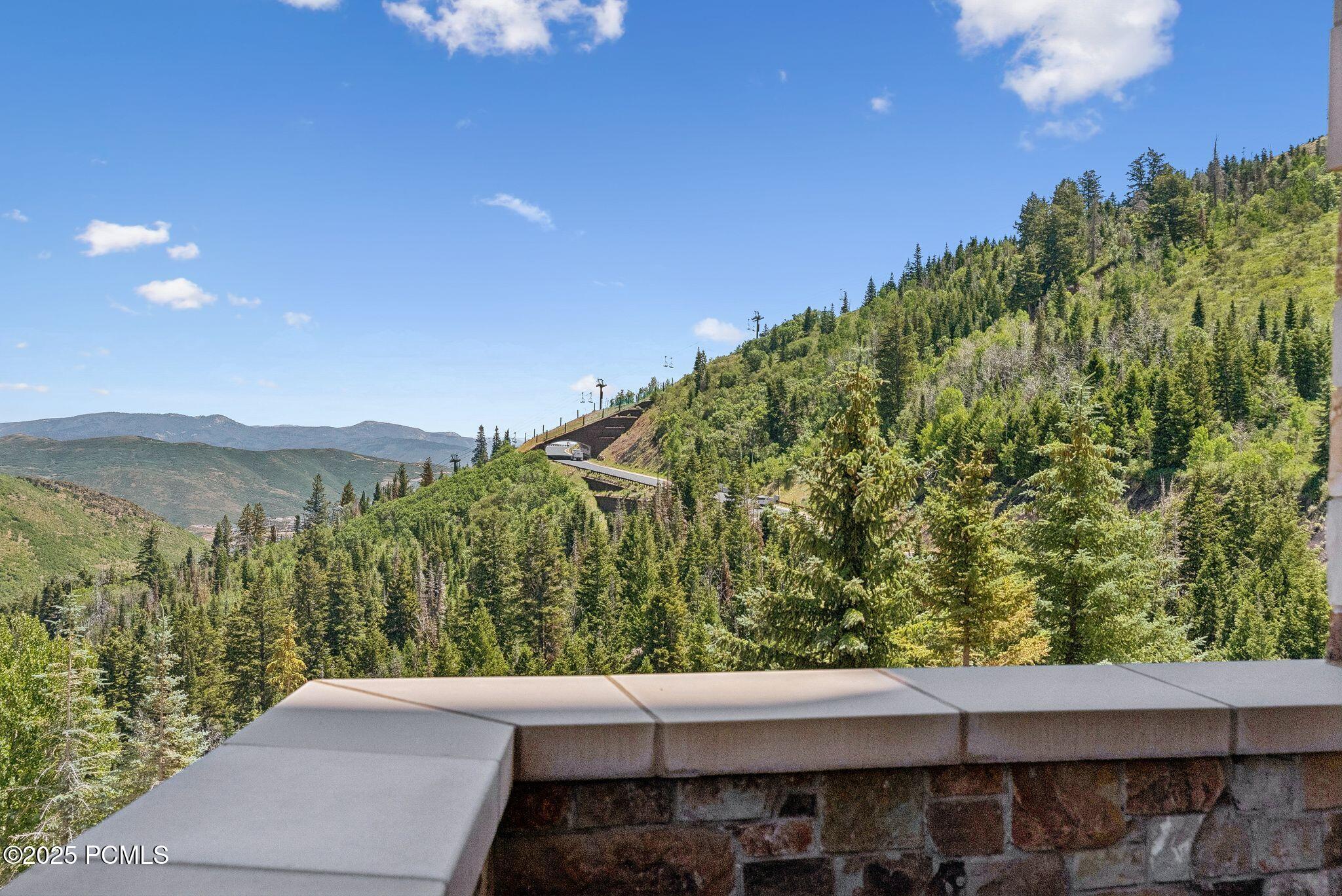 Park City, Utah 84060, United States, 2 Bedrooms Bedrooms, ,3 BathroomsBathrooms,Residential,Active,176620