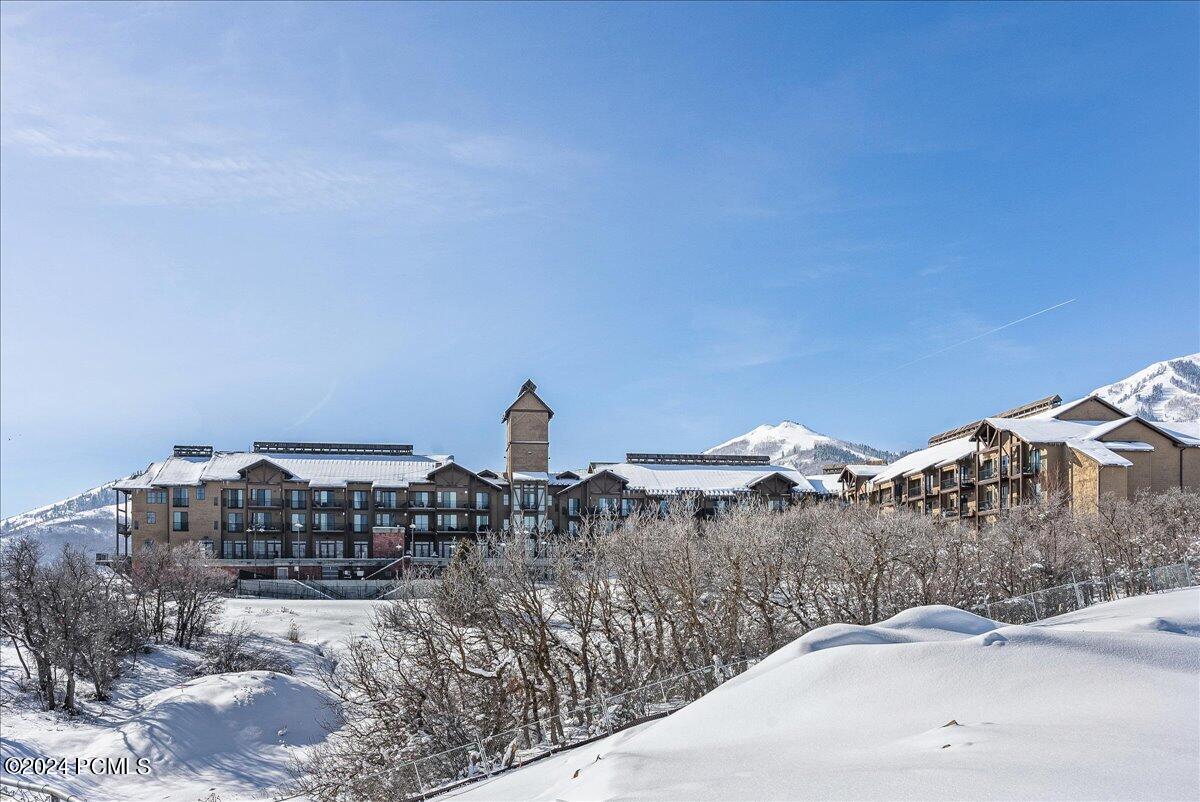 Heber City, Utah 84032, United States, 1 Bedroom Bedrooms, ,2 BathroomsBathrooms,Residential,Active,66661