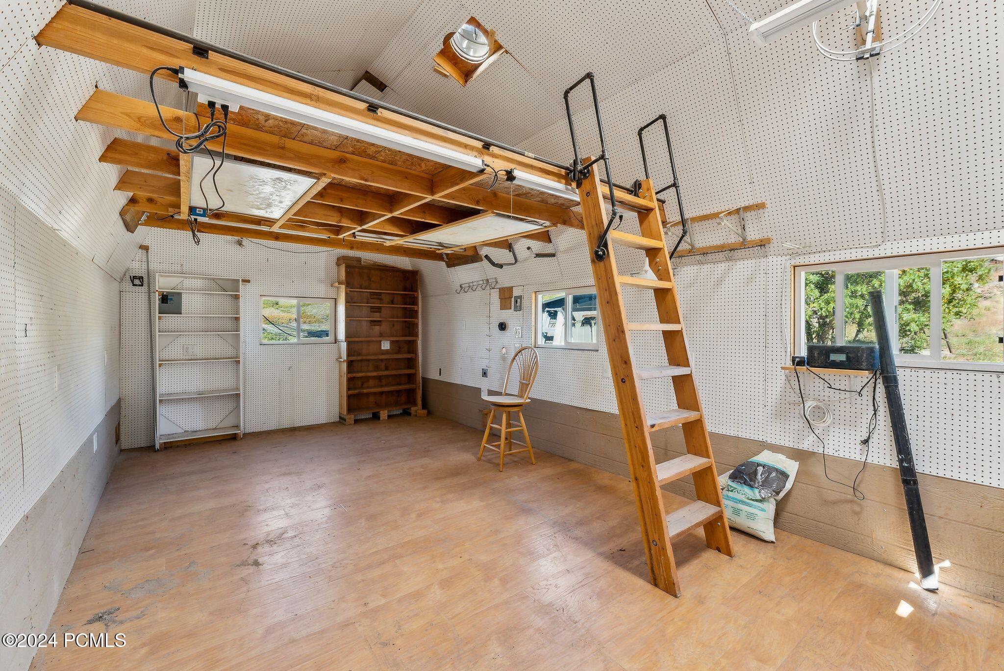 Park City, Utah 84098, United States, 4 Bedrooms Bedrooms, ,5 BathroomsBathrooms,Residential,Pending,42870