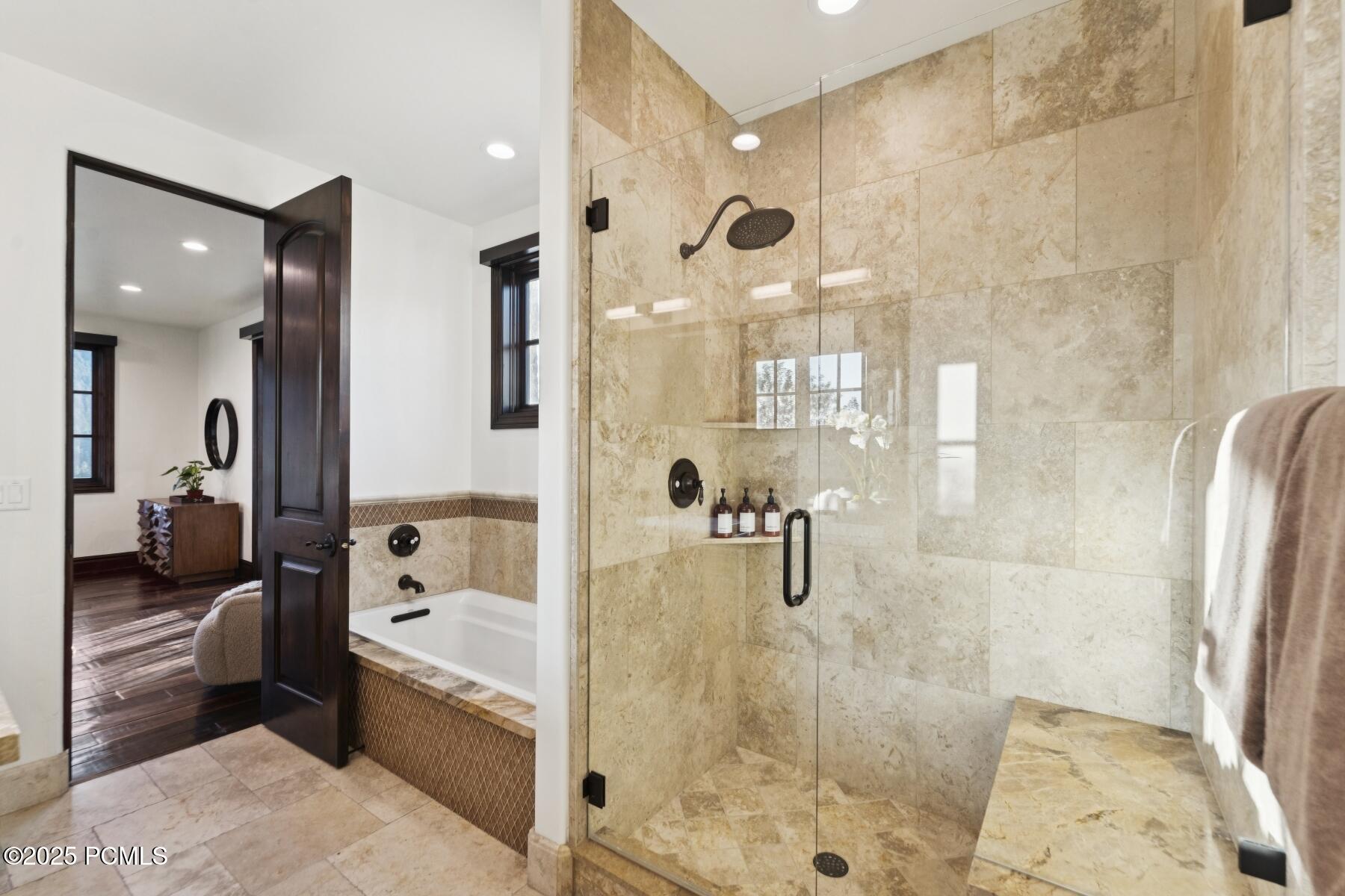 Park City, Utah 84098, United States, 4 Bedrooms Bedrooms, ,5 BathroomsBathrooms,Residential,Active,172349