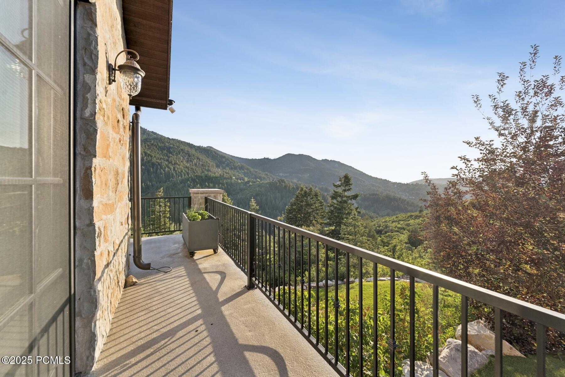 Park City, Utah 84098, United States, 4 Bedrooms Bedrooms, ,5 BathroomsBathrooms,Residential,Active,172349