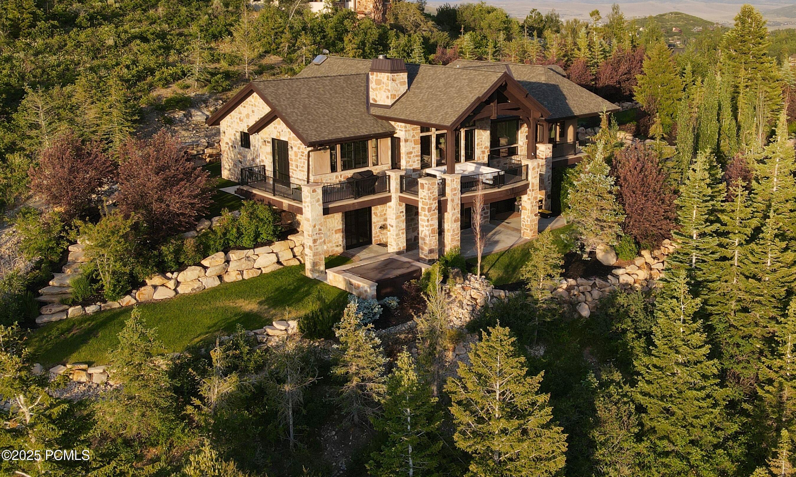 Park City, Utah 84098, United States, 4 Bedrooms Bedrooms, ,5 BathroomsBathrooms,Residential,Active,172349