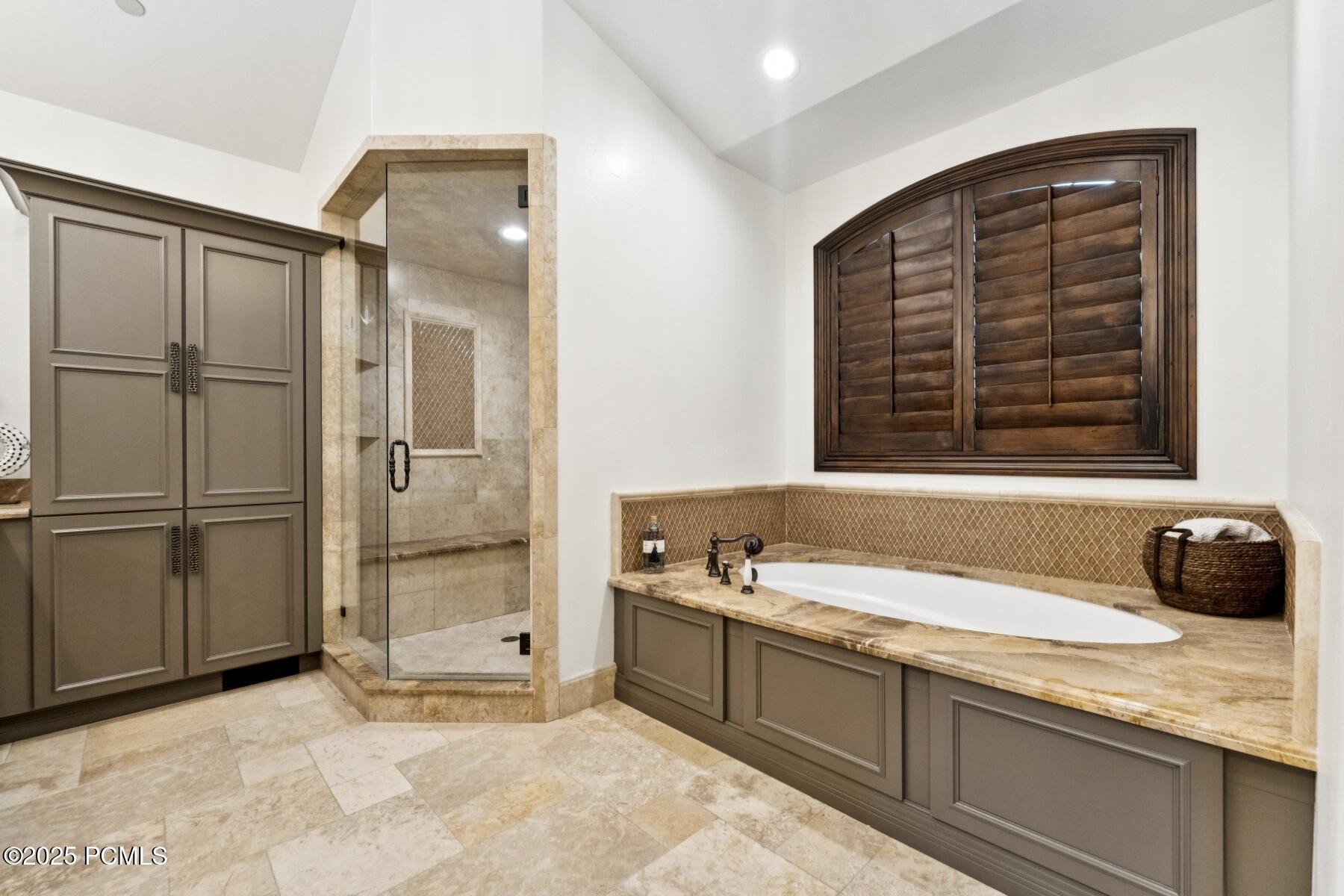 Park City, Utah 84098, United States, 4 Bedrooms Bedrooms, ,5 BathroomsBathrooms,Residential,Active,172349