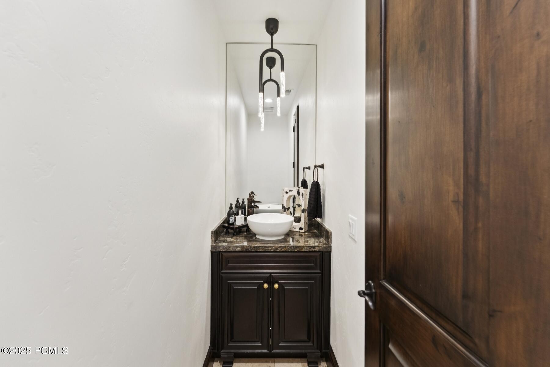 Park City, Utah 84098, United States, 4 Bedrooms Bedrooms, ,5 BathroomsBathrooms,Residential,Active,172349