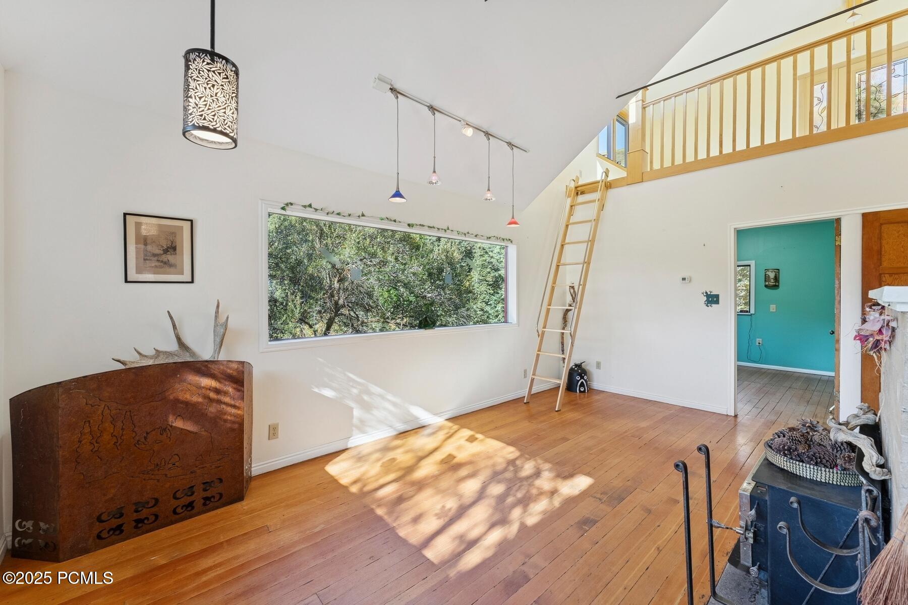 Salt Lake City, Utah 84108, United States, 2 Bedrooms Bedrooms, ,1 BathroomBathrooms,Residential,Active,211731