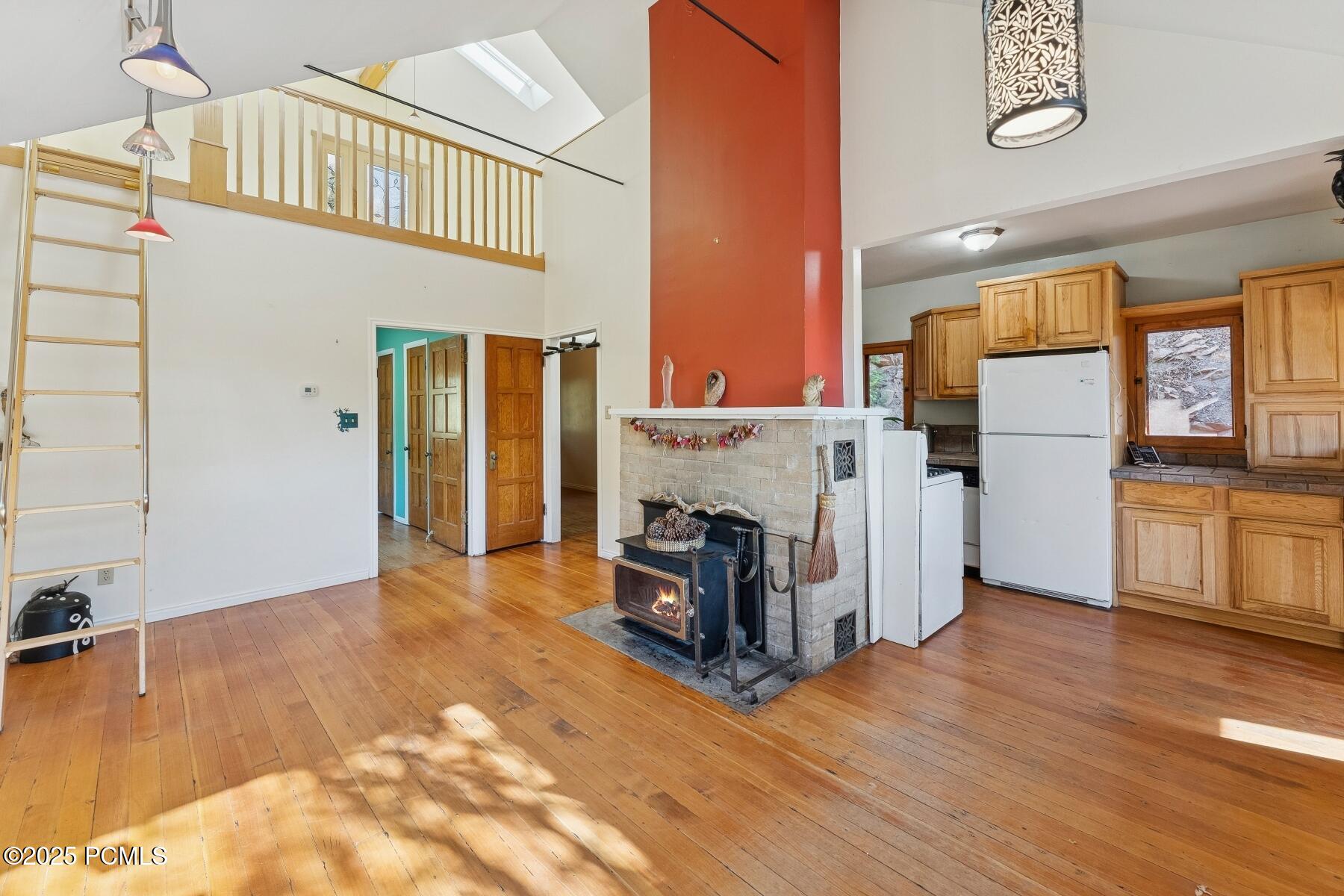 Salt Lake City, Utah 84108, United States, 2 Bedrooms Bedrooms, ,1 BathroomBathrooms,Residential,Active,211731