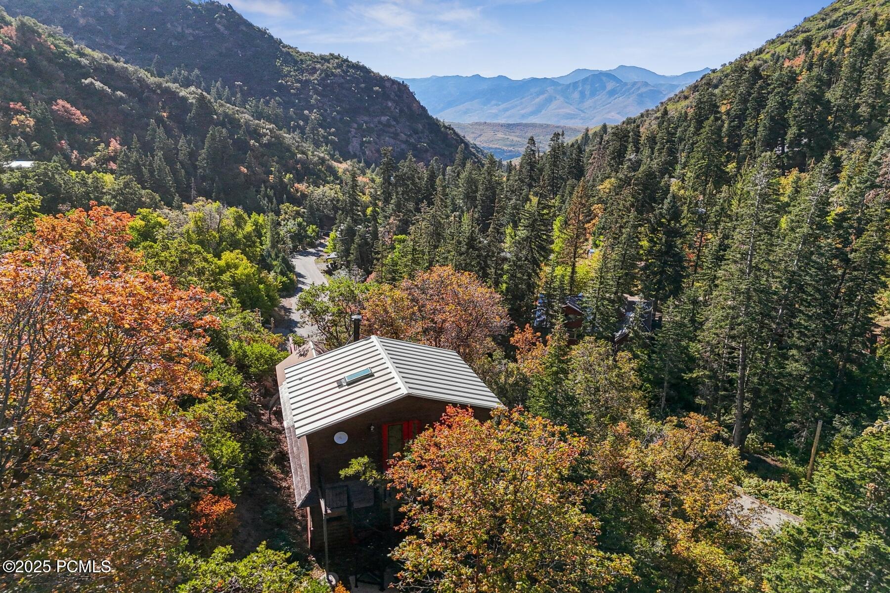 Salt Lake City, Utah 84108, United States, 2 Bedrooms Bedrooms, ,1 BathroomBathrooms,Residential,Active,211731