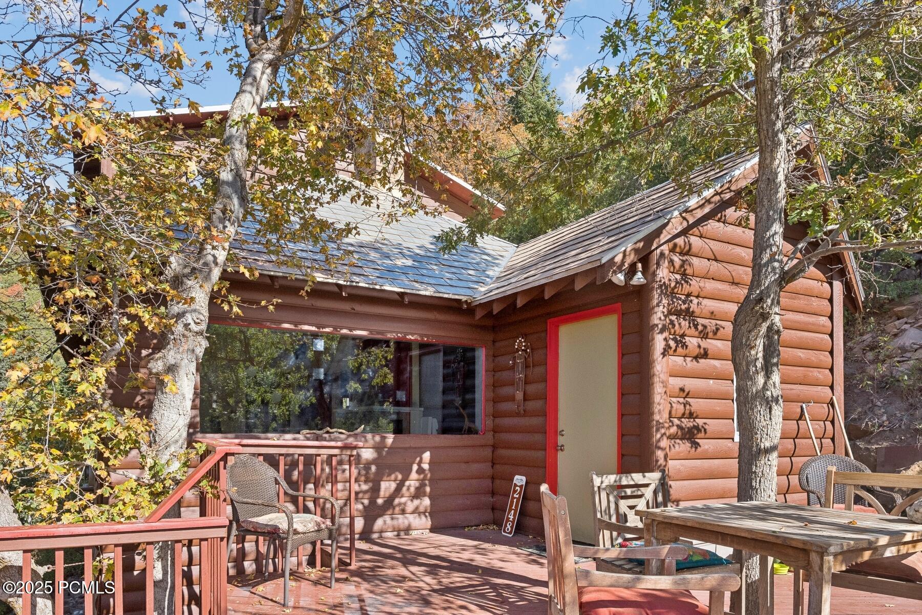 Salt Lake City, Utah 84108, United States, 2 Bedrooms Bedrooms, ,1 BathroomBathrooms,Residential,Active,211731