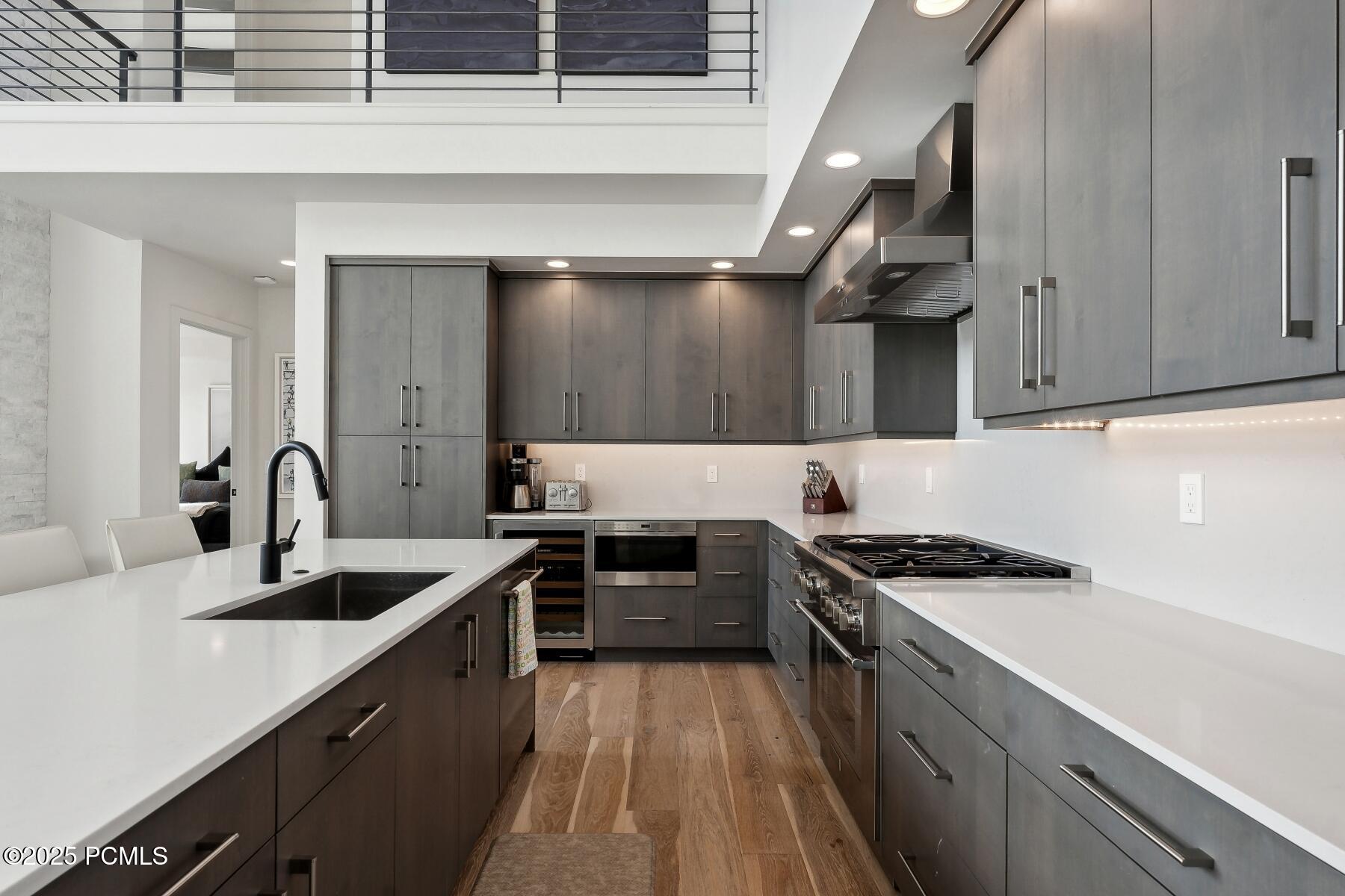 Park City, Utah 84098, United States, 4 Bedrooms Bedrooms, ,4 BathroomsBathrooms,Residential,Pending,80588