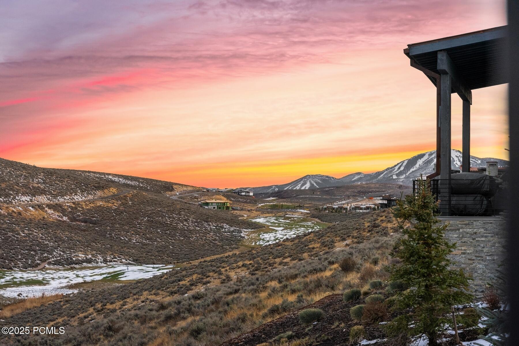 Park City, Utah 84098, United States, 4 Bedrooms Bedrooms, ,4 BathroomsBathrooms,Residential,Pending,80588