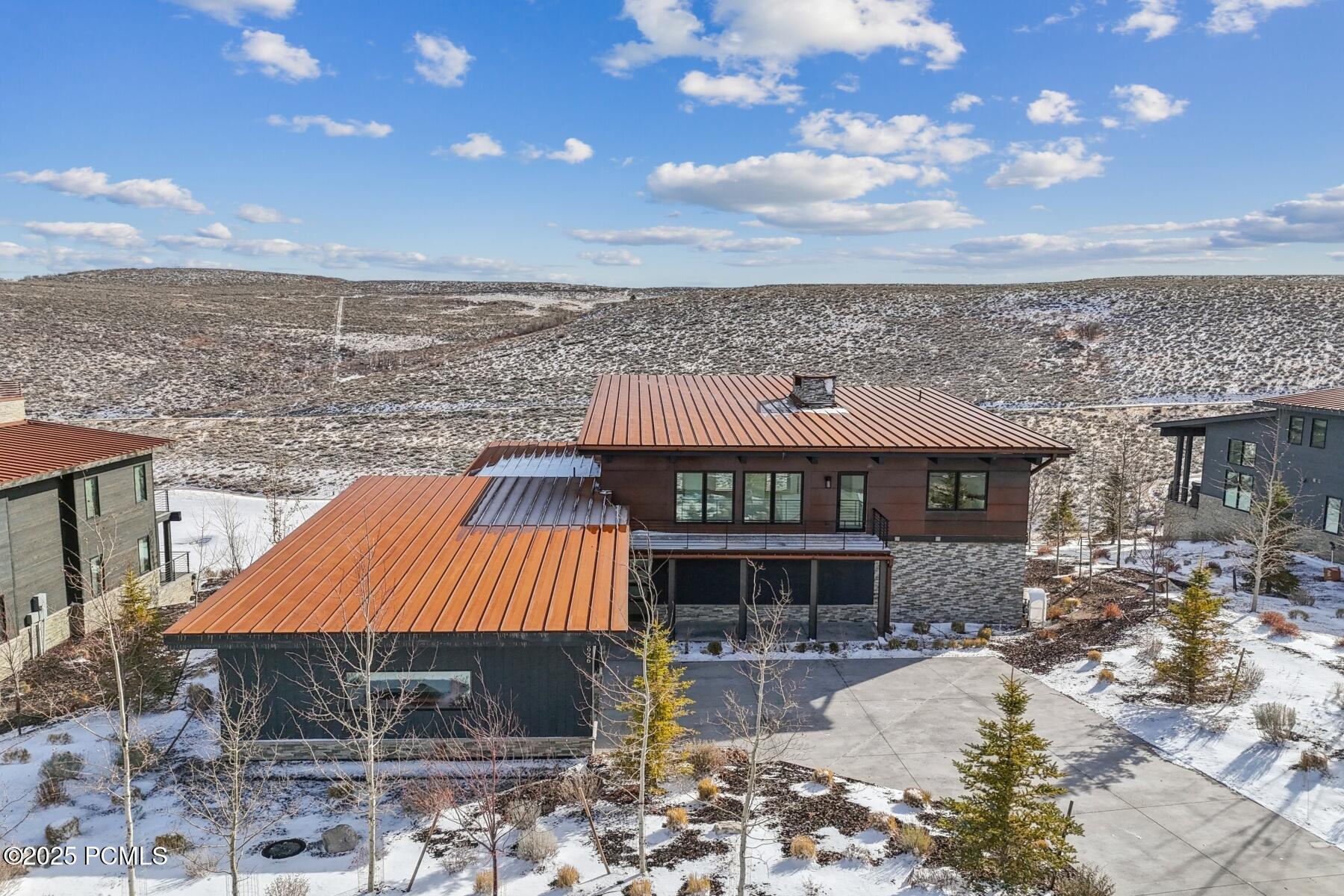 Park City, Utah 84098, United States, 4 Bedrooms Bedrooms, ,4 BathroomsBathrooms,Residential,Pending,80588