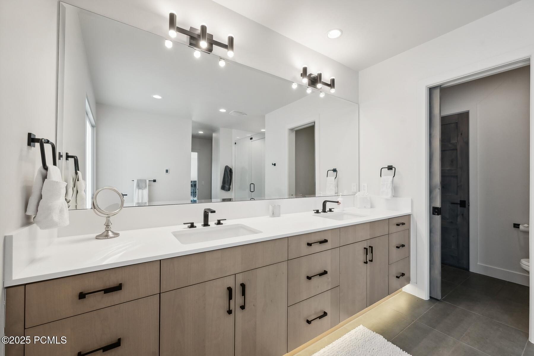 Park City, Utah 84098, United States, 4 Bedrooms Bedrooms, ,4 BathroomsBathrooms,Residential,Pending,80588