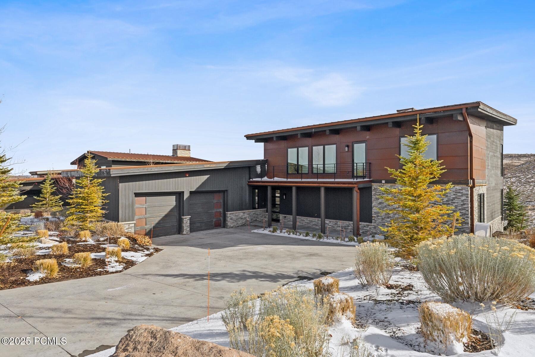 Park City, Utah 84098, United States, 4 Bedrooms Bedrooms, ,4 BathroomsBathrooms,Residential,Pending,80588