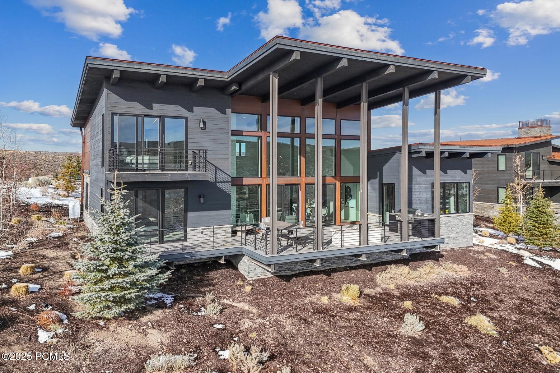 Park City, Utah 84098, United States, 4 Bedrooms Bedrooms, ,4 BathroomsBathrooms,Residential,Pending,80588