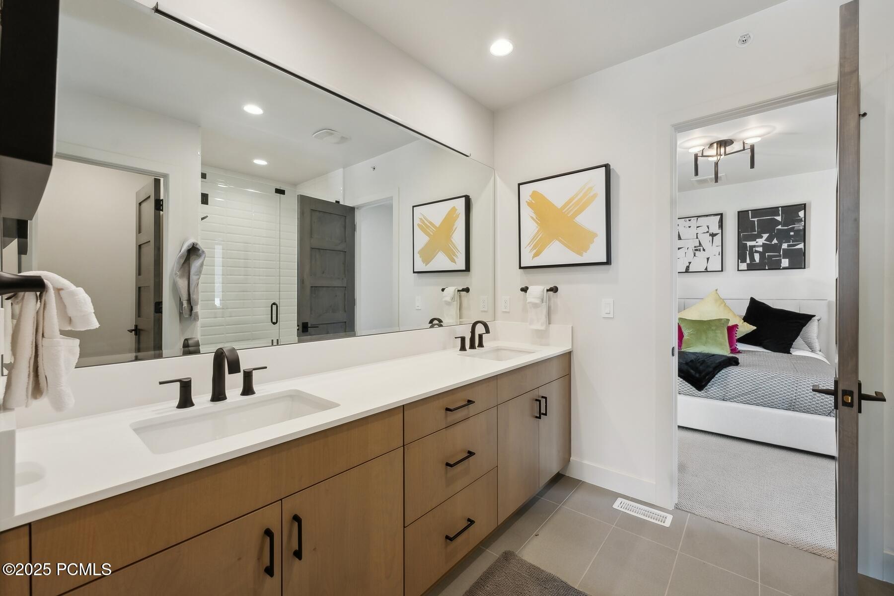 Park City, Utah 84098, United States, 4 Bedrooms Bedrooms, ,4 BathroomsBathrooms,Residential,Pending,80588