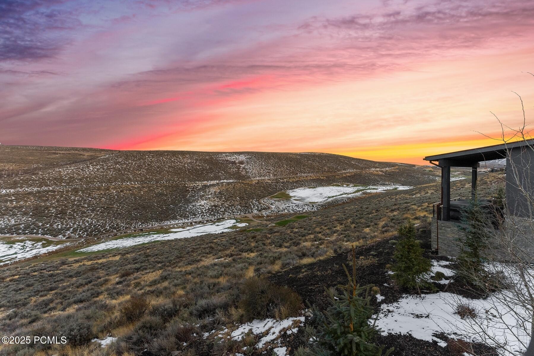 Park City, Utah 84098, United States, 4 Bedrooms Bedrooms, ,4 BathroomsBathrooms,Residential,Pending,80588