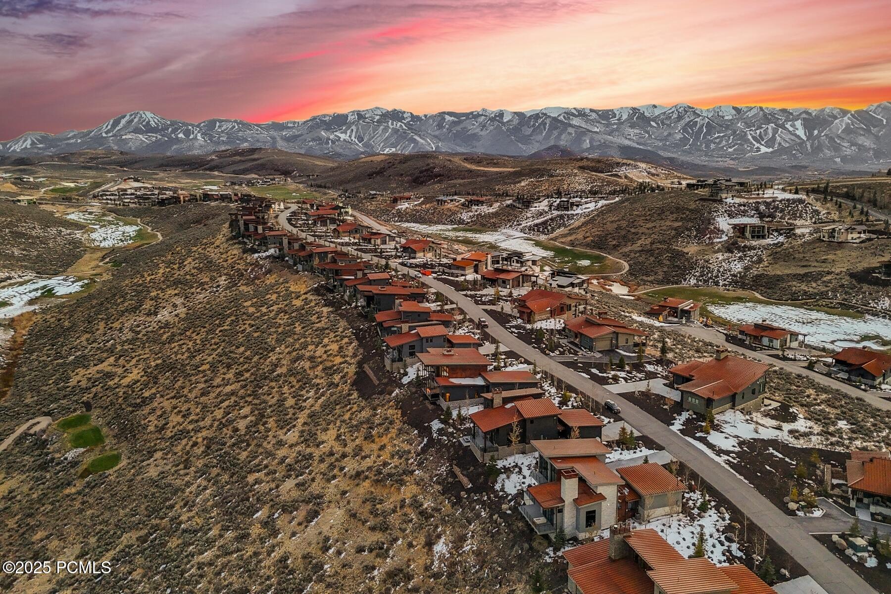 Park City, Utah 84098, United States, 4 Bedrooms Bedrooms, ,4 BathroomsBathrooms,Residential,Pending,80588