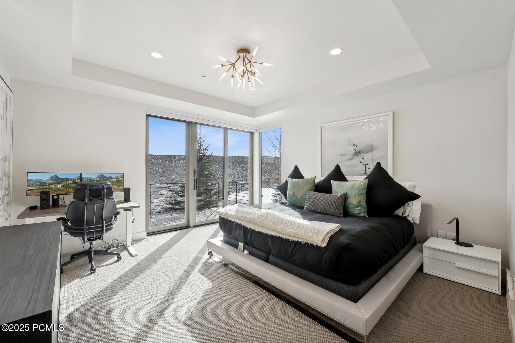 Park City, Utah 84098, United States, 4 Bedrooms Bedrooms, ,4 BathroomsBathrooms,Residential,Pending,80588