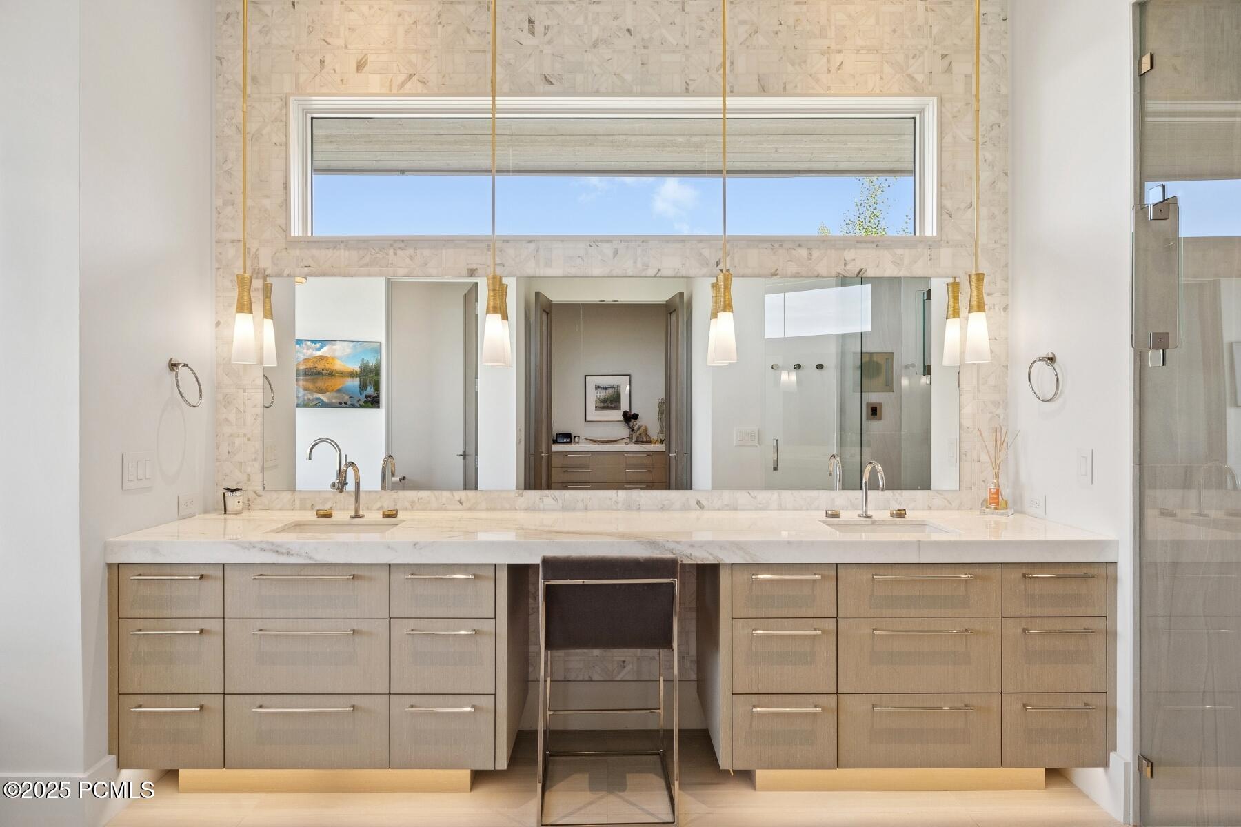 Park City, Utah 84098, United States, 5 Bedrooms Bedrooms, ,6 BathroomsBathrooms,Residential,Active,177392