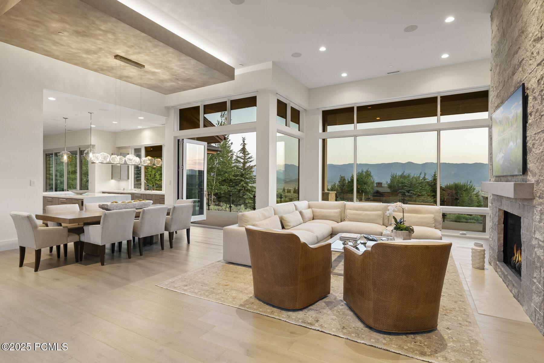 Park City, Utah 84098, United States, 5 Bedrooms Bedrooms, ,6 BathroomsBathrooms,Residential,Active,177392