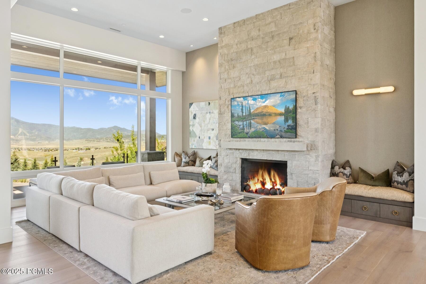 Park City, Utah 84098, United States, 5 Bedrooms Bedrooms, ,6 BathroomsBathrooms,Residential,Active,177392